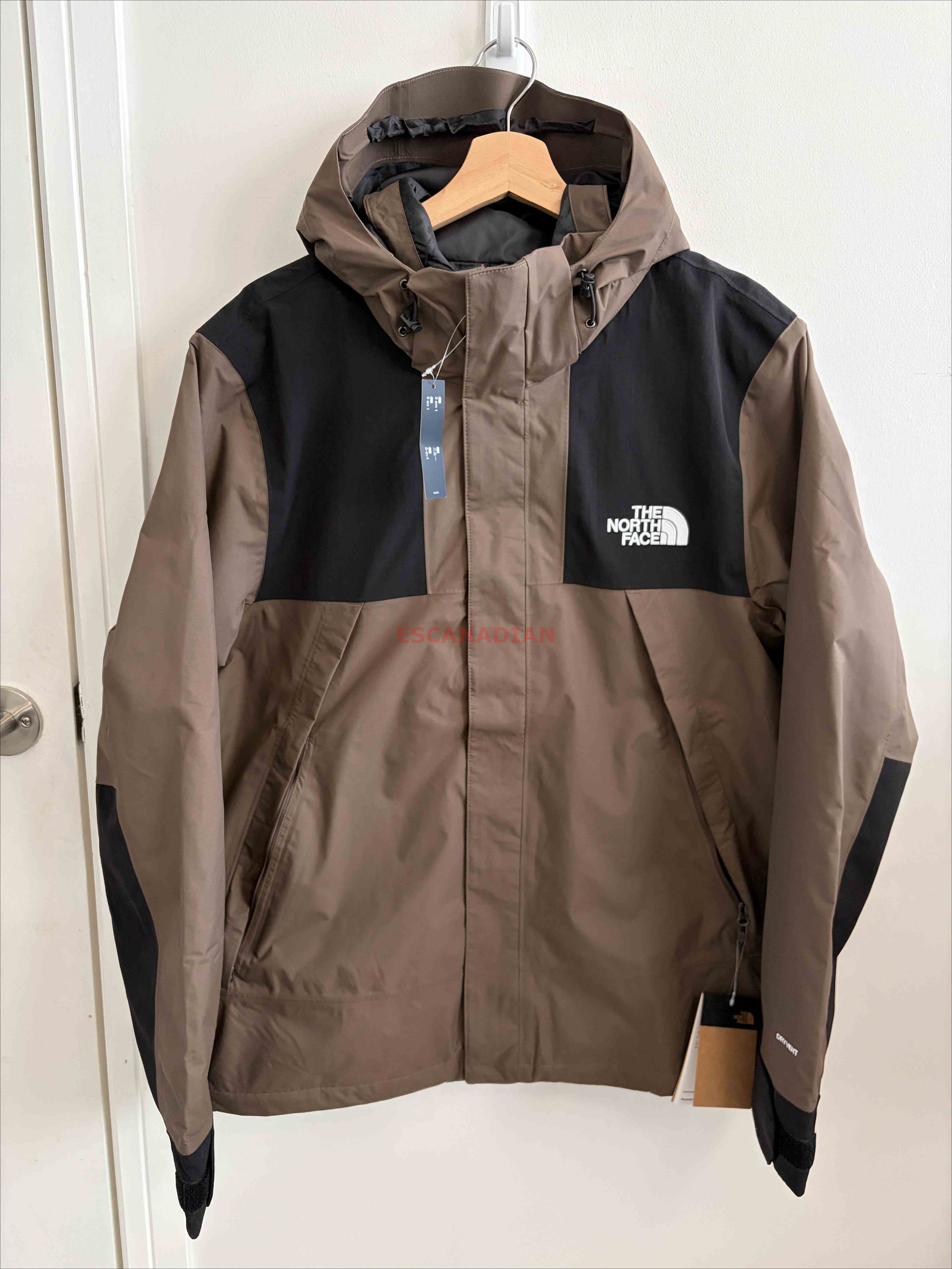 THE NORTH FACE 男大人 600羽絨三合一 刺繡小標 防風 防水 外套 (帽子可拆/內裡可單穿)