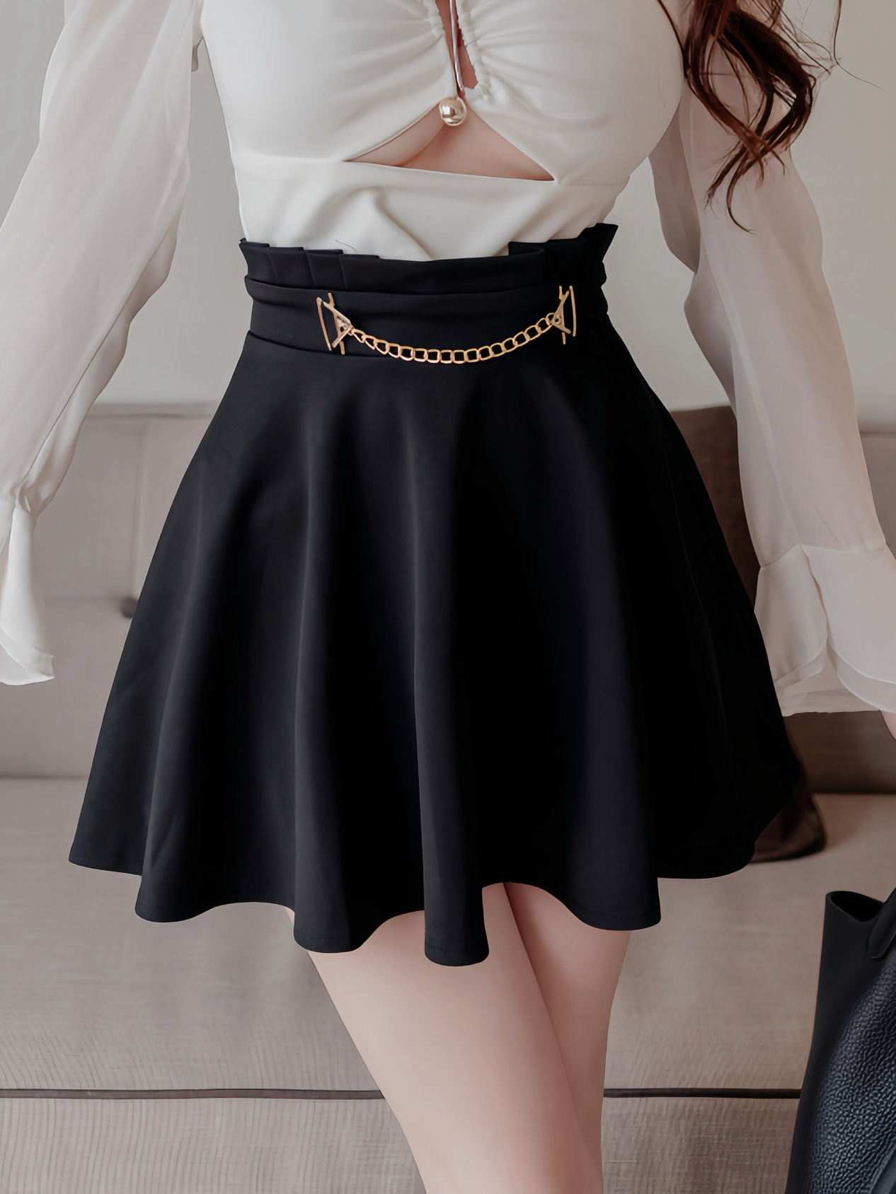 🤍氣質三角金鍊傘擺短裙（黑色均碼）