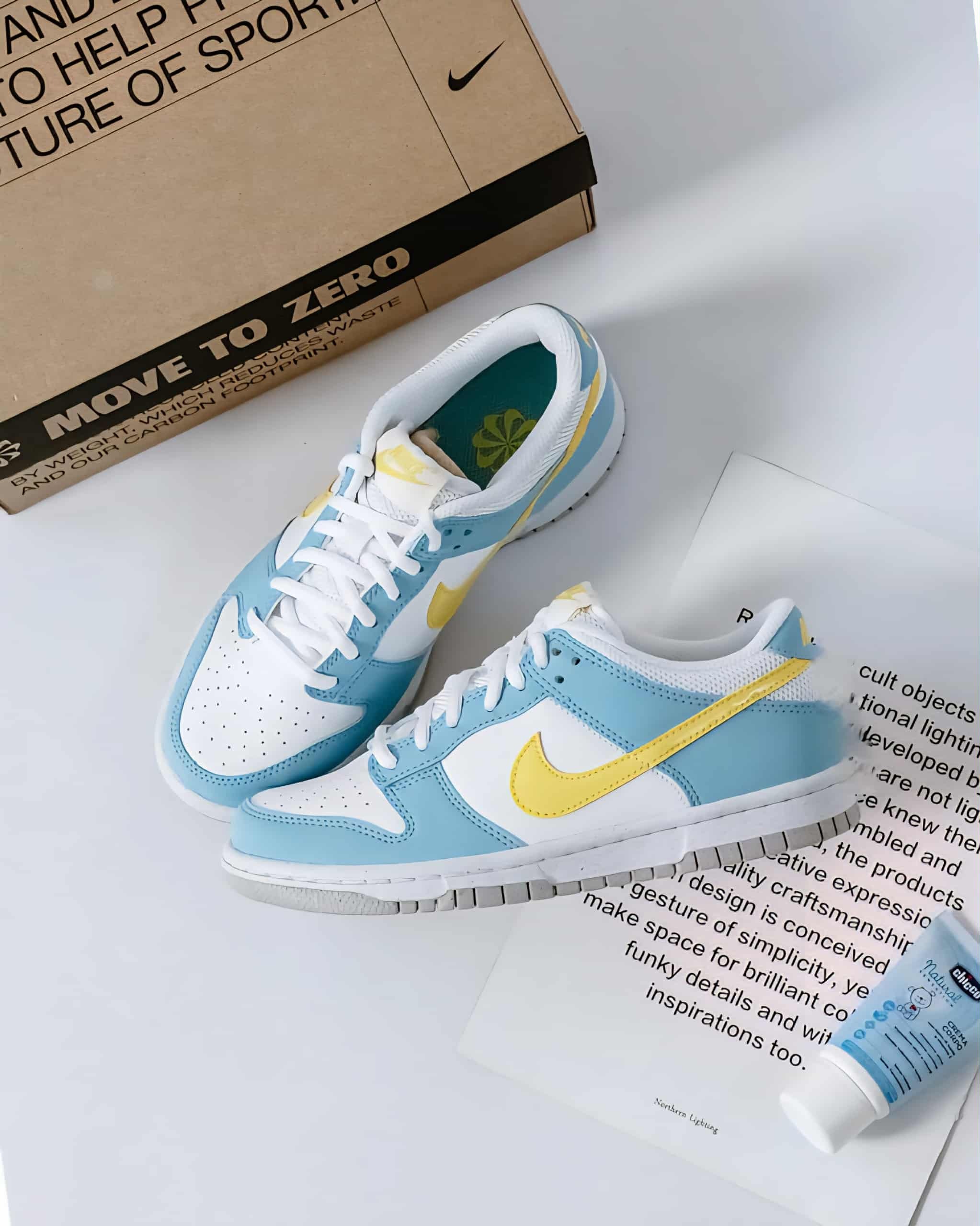 【預訂】NIKE DUNK LOW ‘Homer Simpson’ 藍白黃- GS