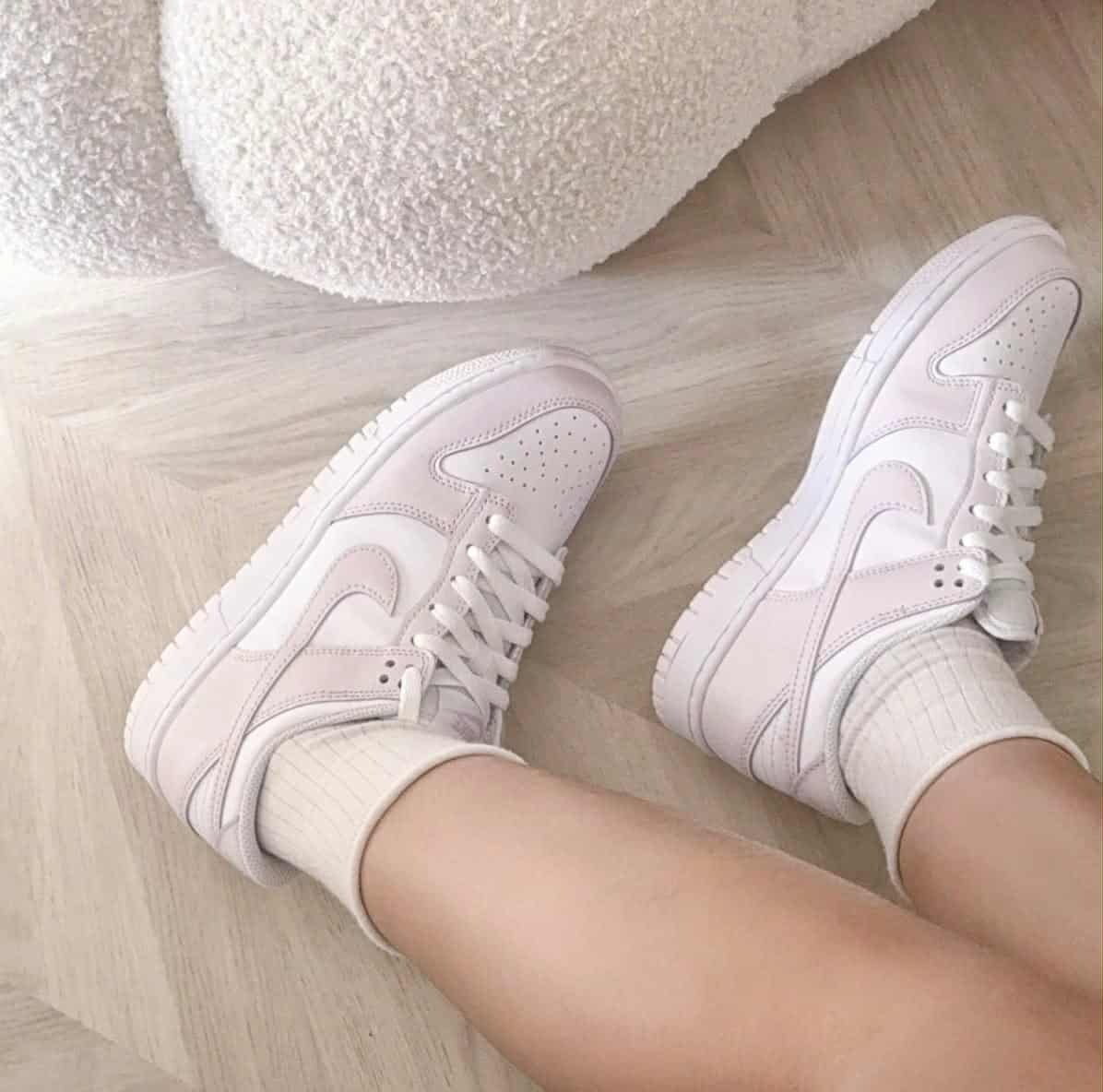 【預訂】 NIKE DUNK LOW 淡粉紫白-GS