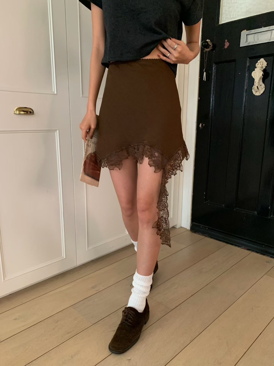 蕾絲垂條短裙