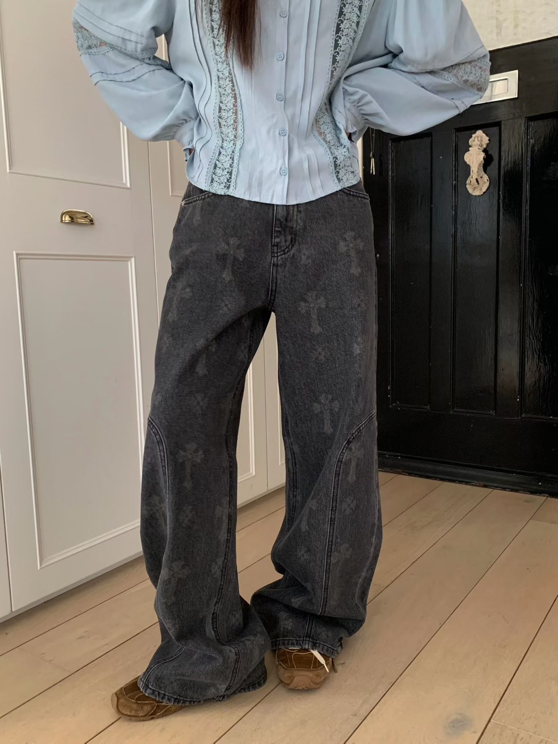 十字架灰黑牛仔長褲