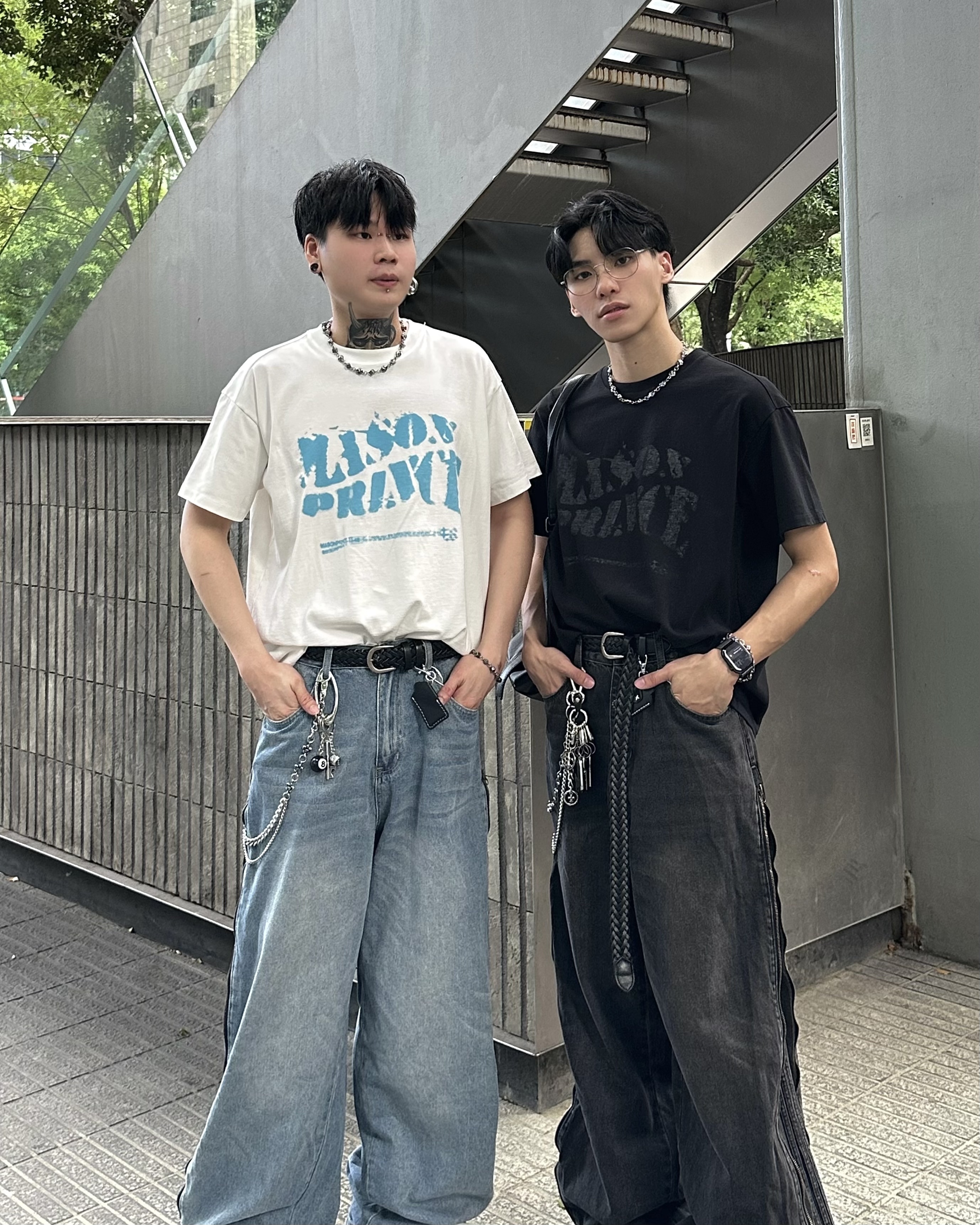 𝐇·𝐓·𝐒 韓國 MASON PRAYE 仿舊印刷 噴漆字母 寬版 落肩 短袖