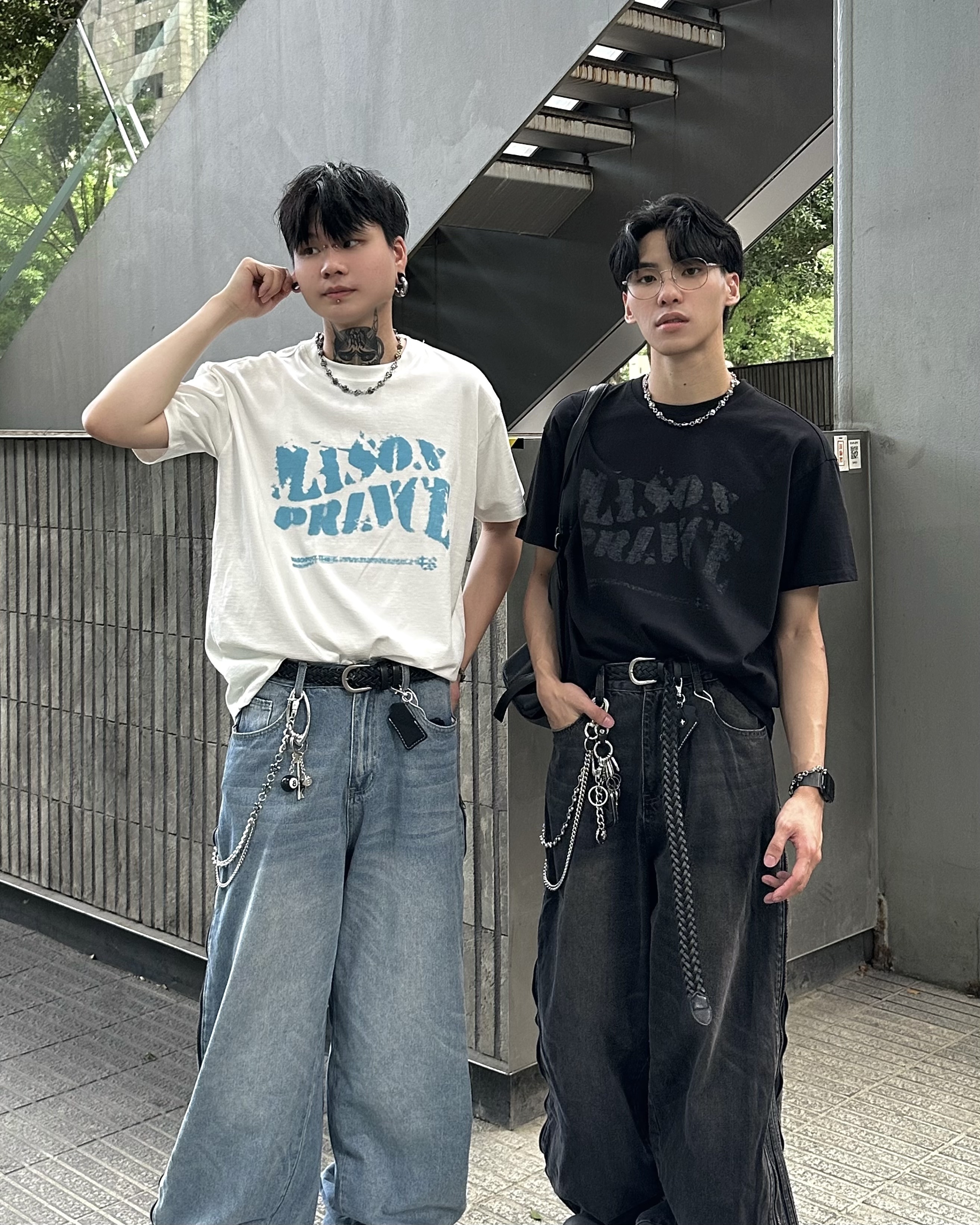 𝐇·𝐓·𝐒 韓國 MASON PRAYE 仿舊印刷 噴漆字母 寬版 落肩 短袖