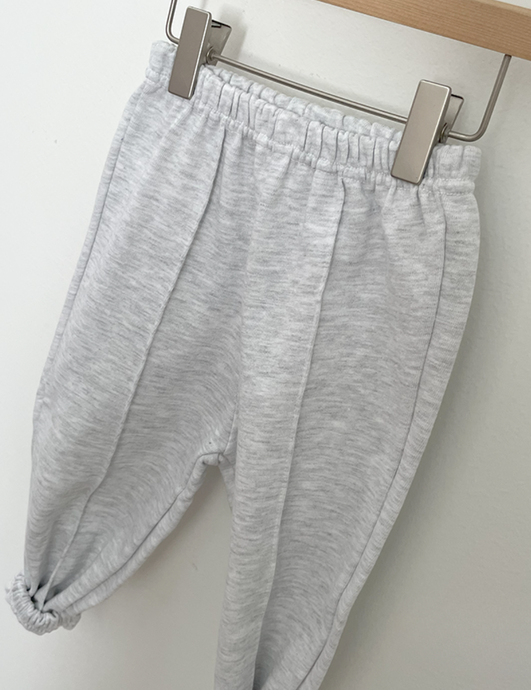 前中線棉質縮口長褲