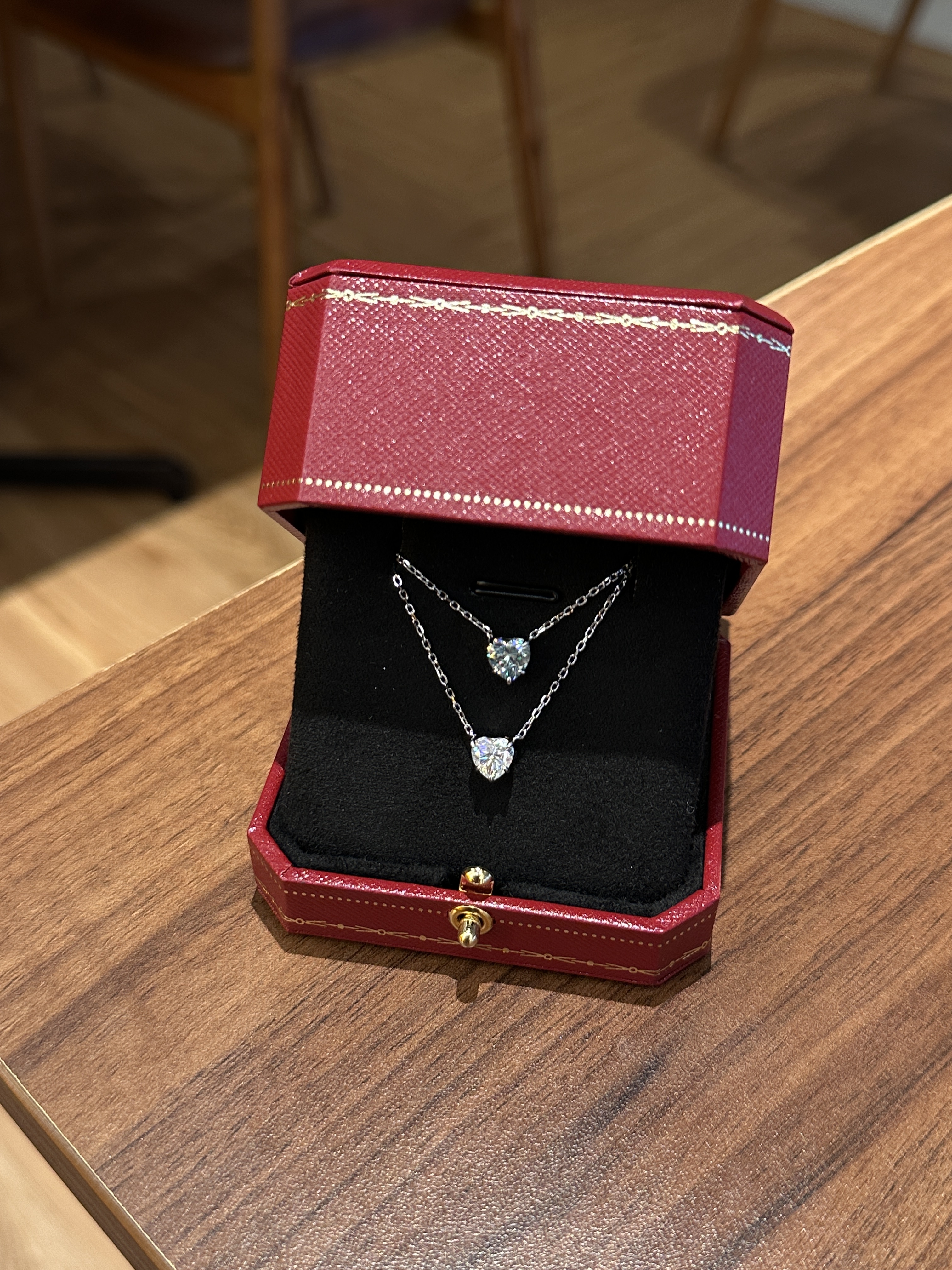 Lovey moissanite necklace