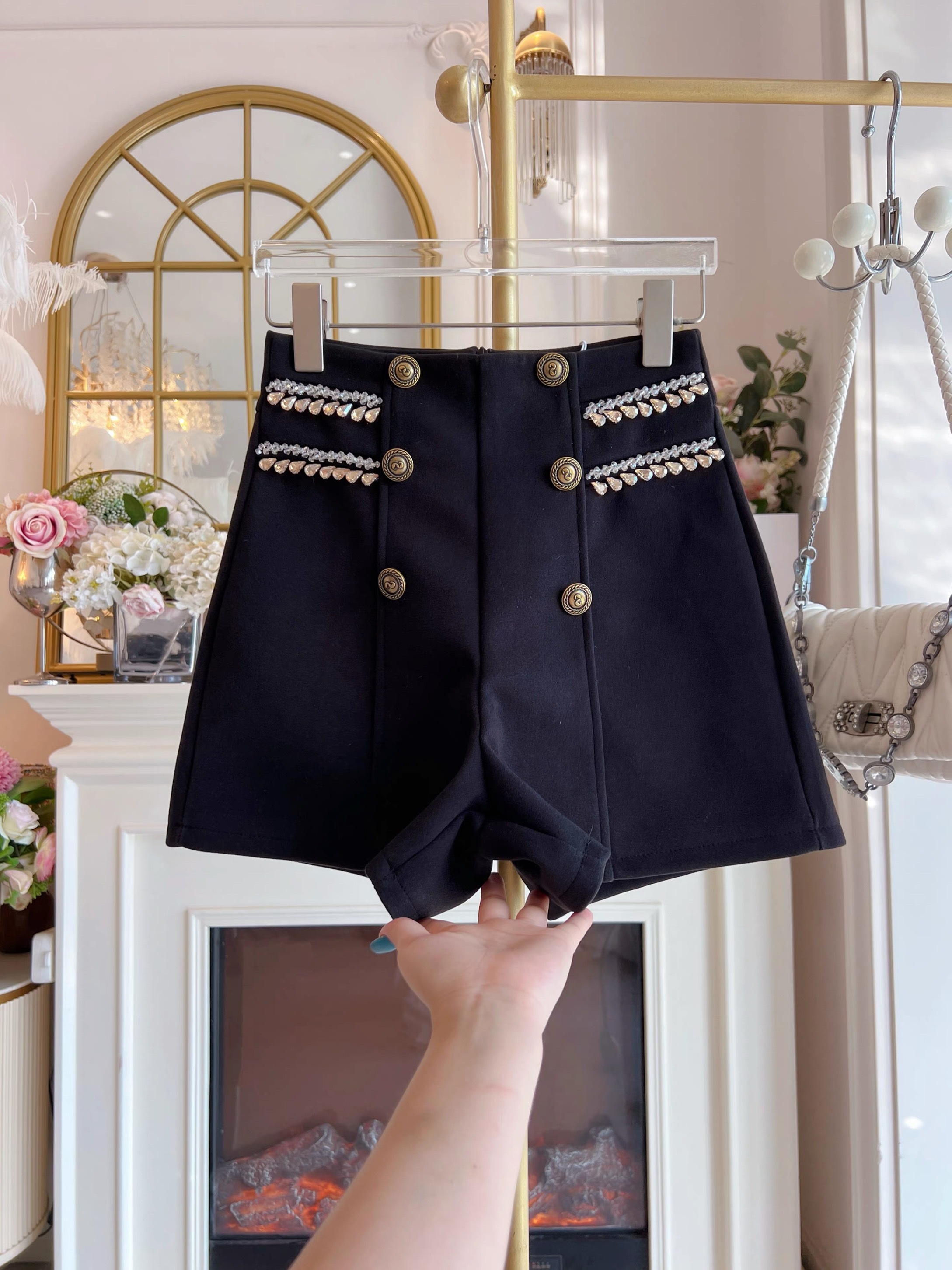 雙排扣鑲鑽a字短褲