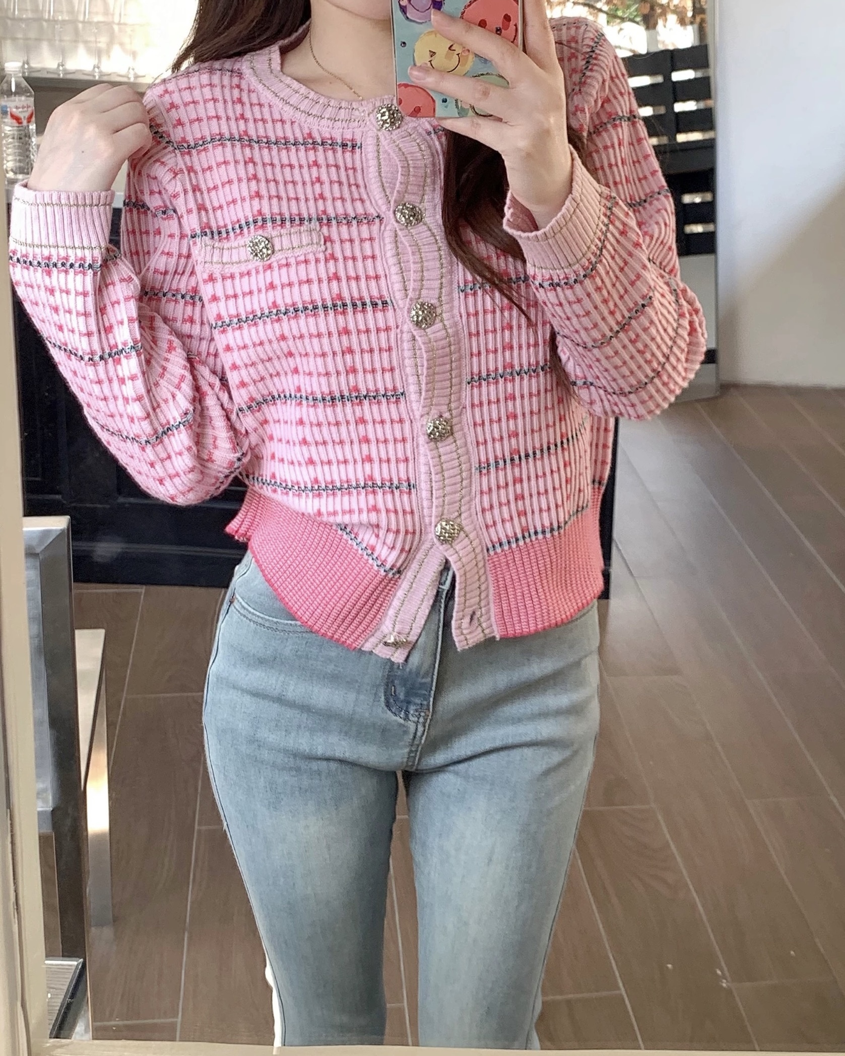 粉配黑針織銀釦外套上衣