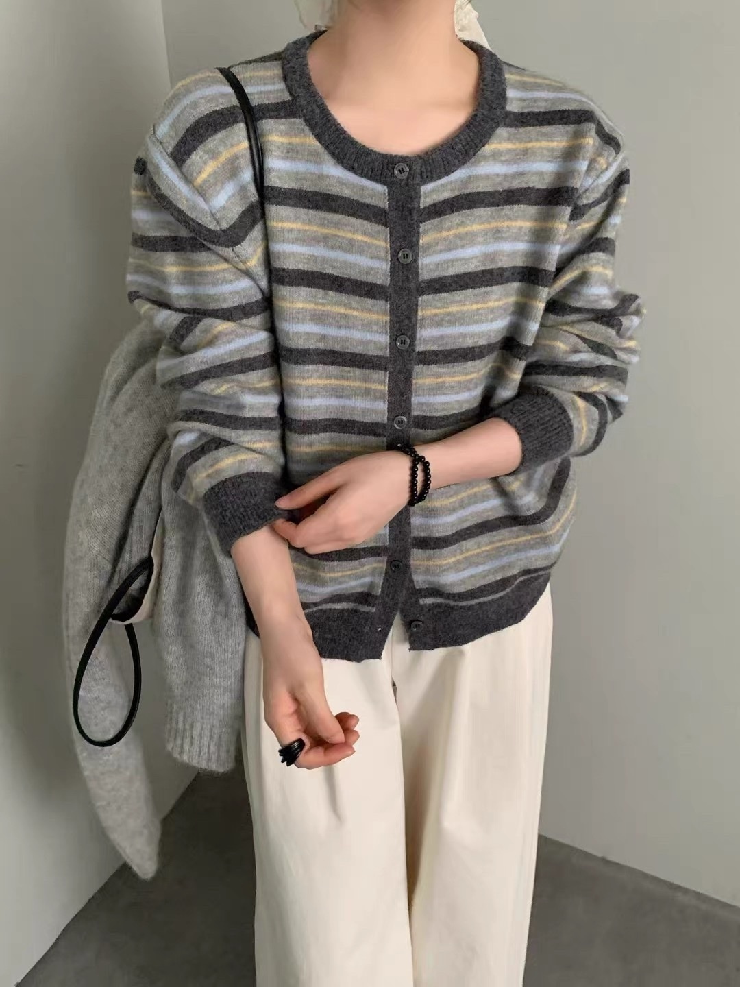 1009 復古撞色條紋針織開衫