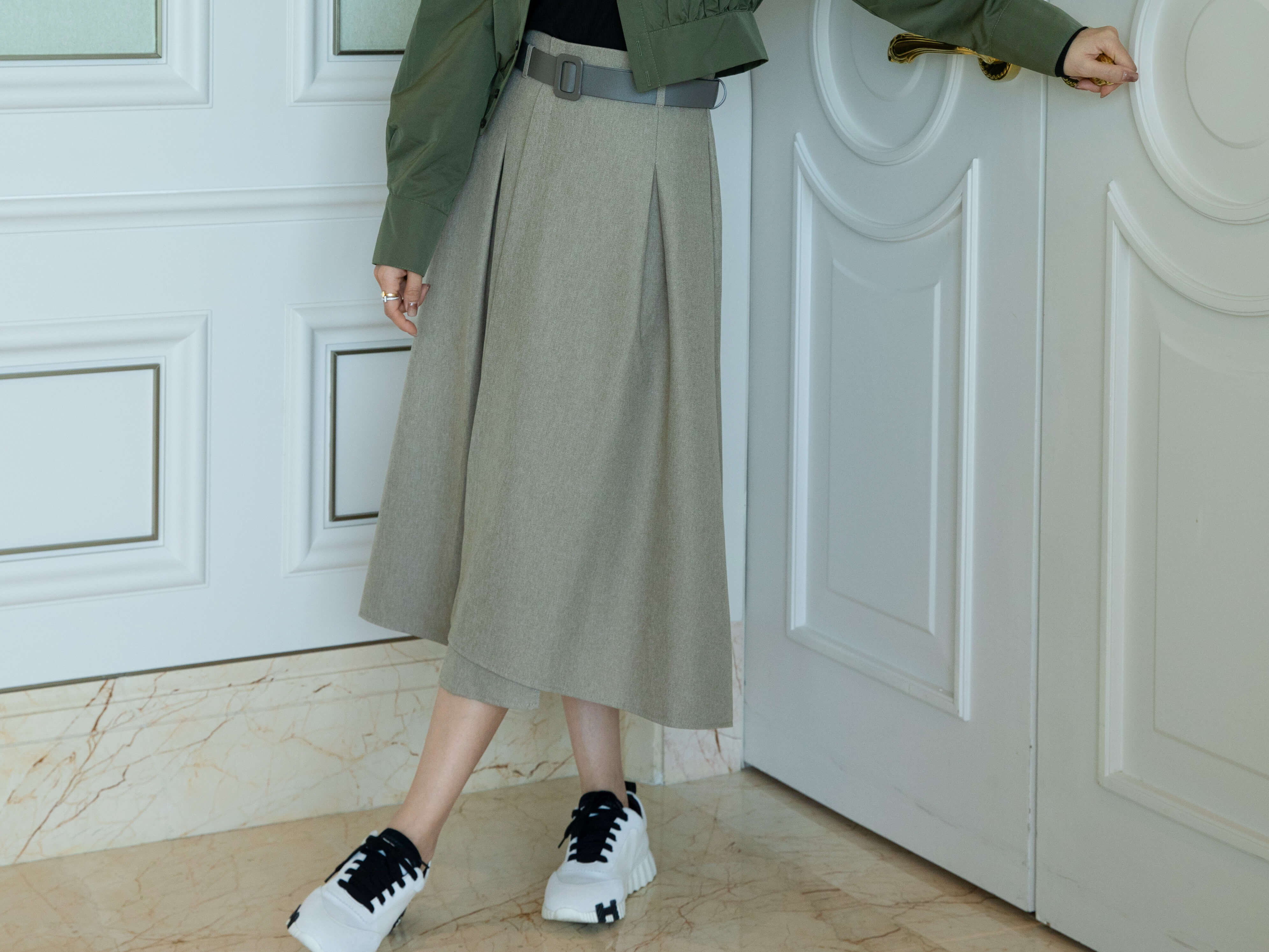 Belted Asymmetrical Midi Skirt_SK2510L09