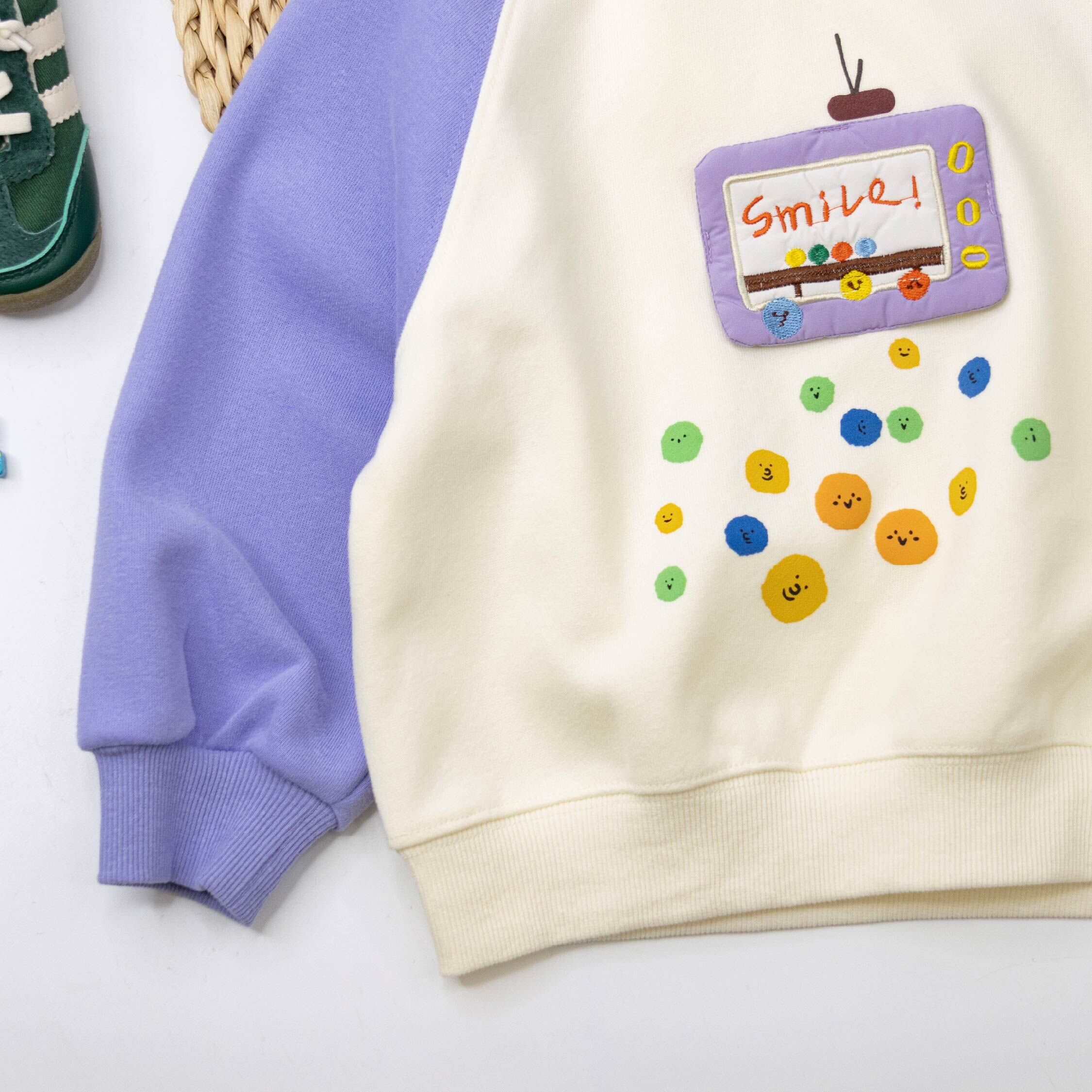 【H55391】童趣微笑彩球造型電視機上衣