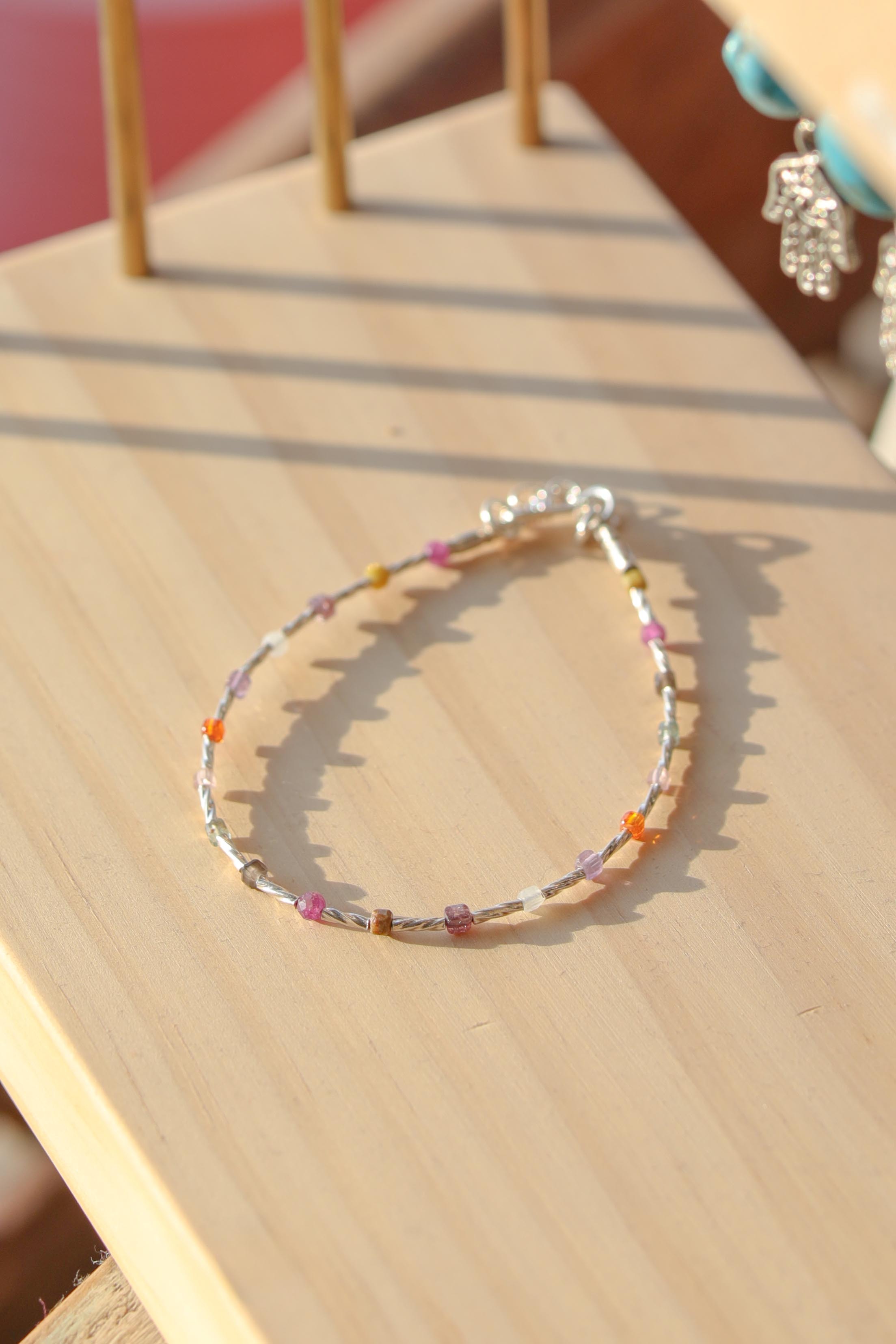 [訂貨] *需約6星期到貨* Macrame 純銀水晶手鏈 綠色 F099A / 多色 F100A / 彩色 F101A (1009live)