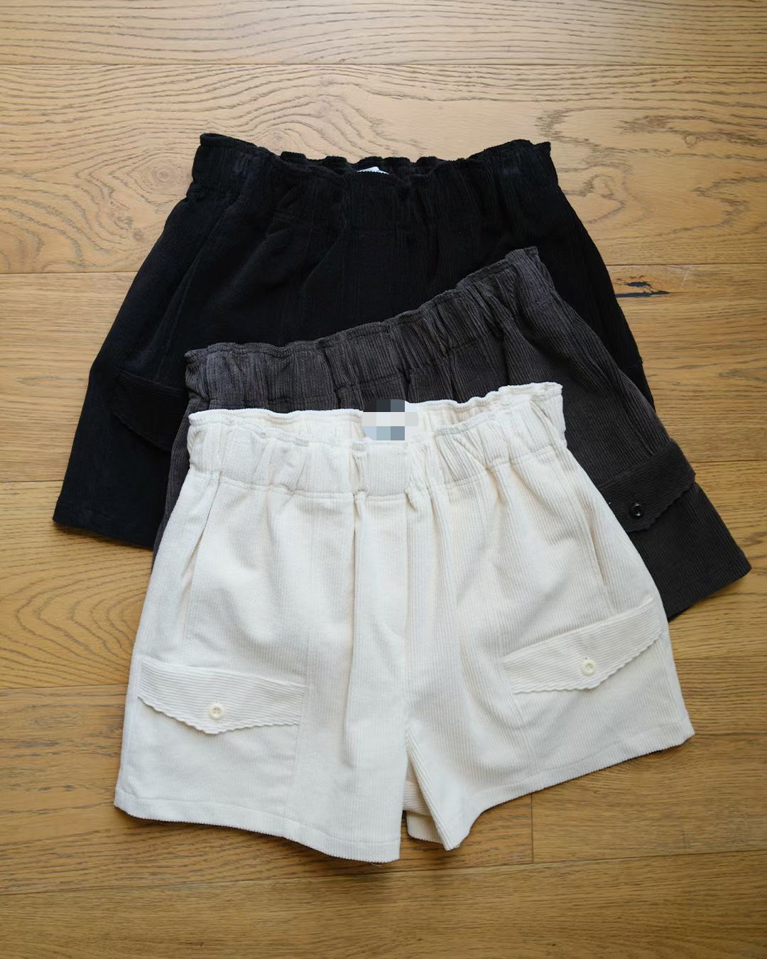 燈芯絨質感口袋短褲