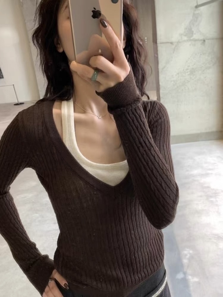 912 麻花針織上衣+掛脖背心兩件式