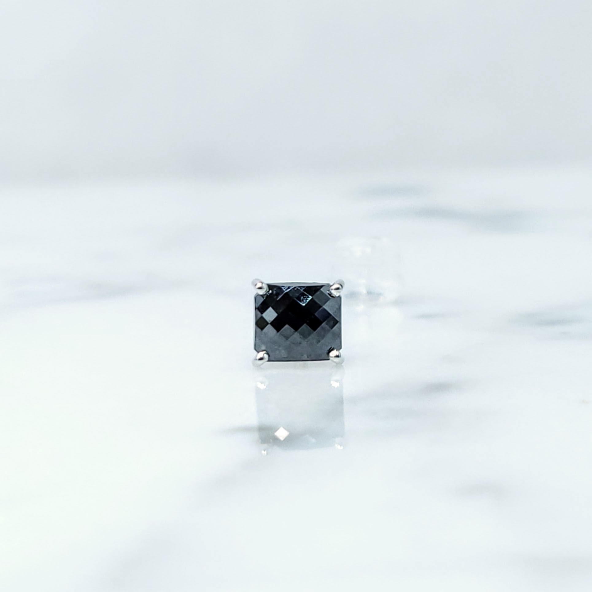 18K White Gold 0.48ct Fancy Black Rectangular Cut Diamond Single Earring