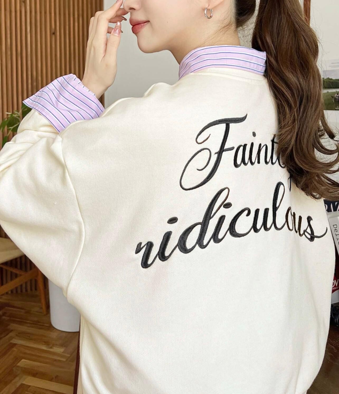 【預購】JN100901 moment+ 刺繡長袖上衣