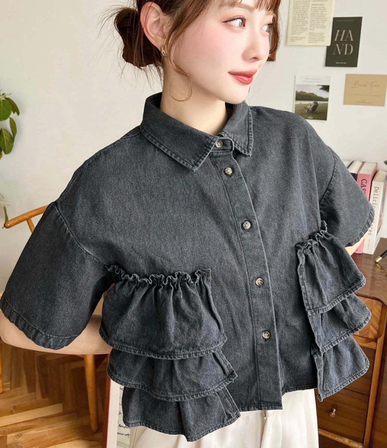 【預購】JN100902  moment+ 牛仔短袖層疊荷葉邊襯衫