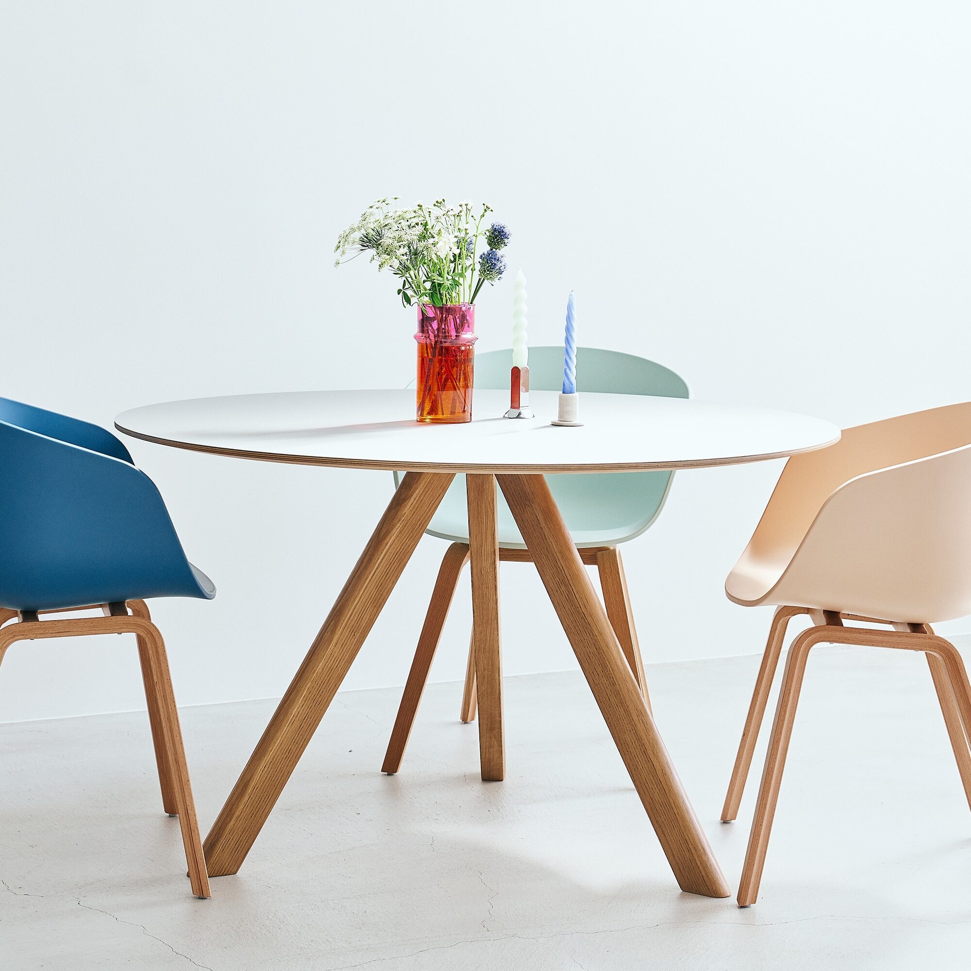 CPH 20 哥本哈根圓桌(120x74)