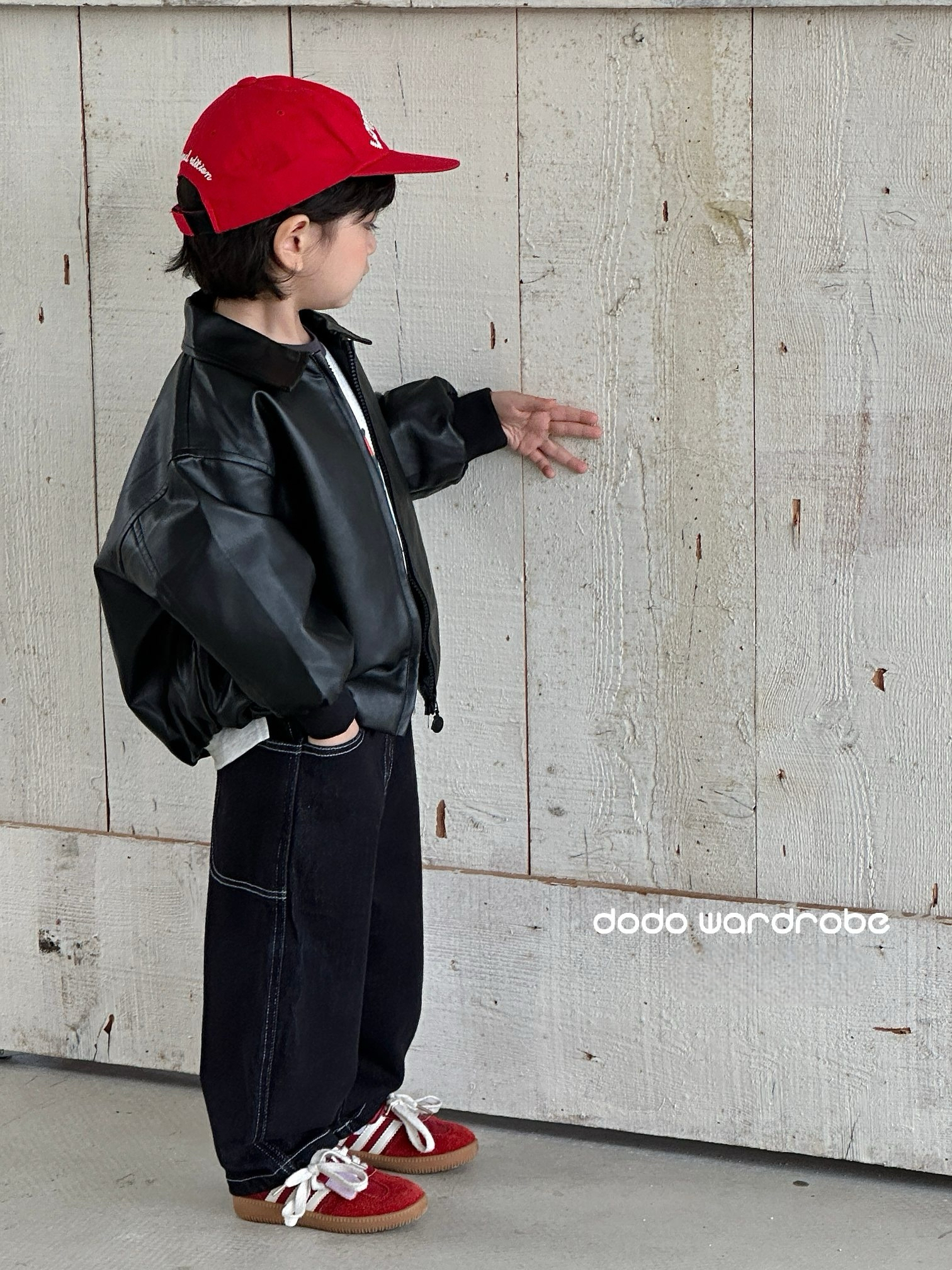 DDB10OW012BK 型格黑簡約仿皮外套