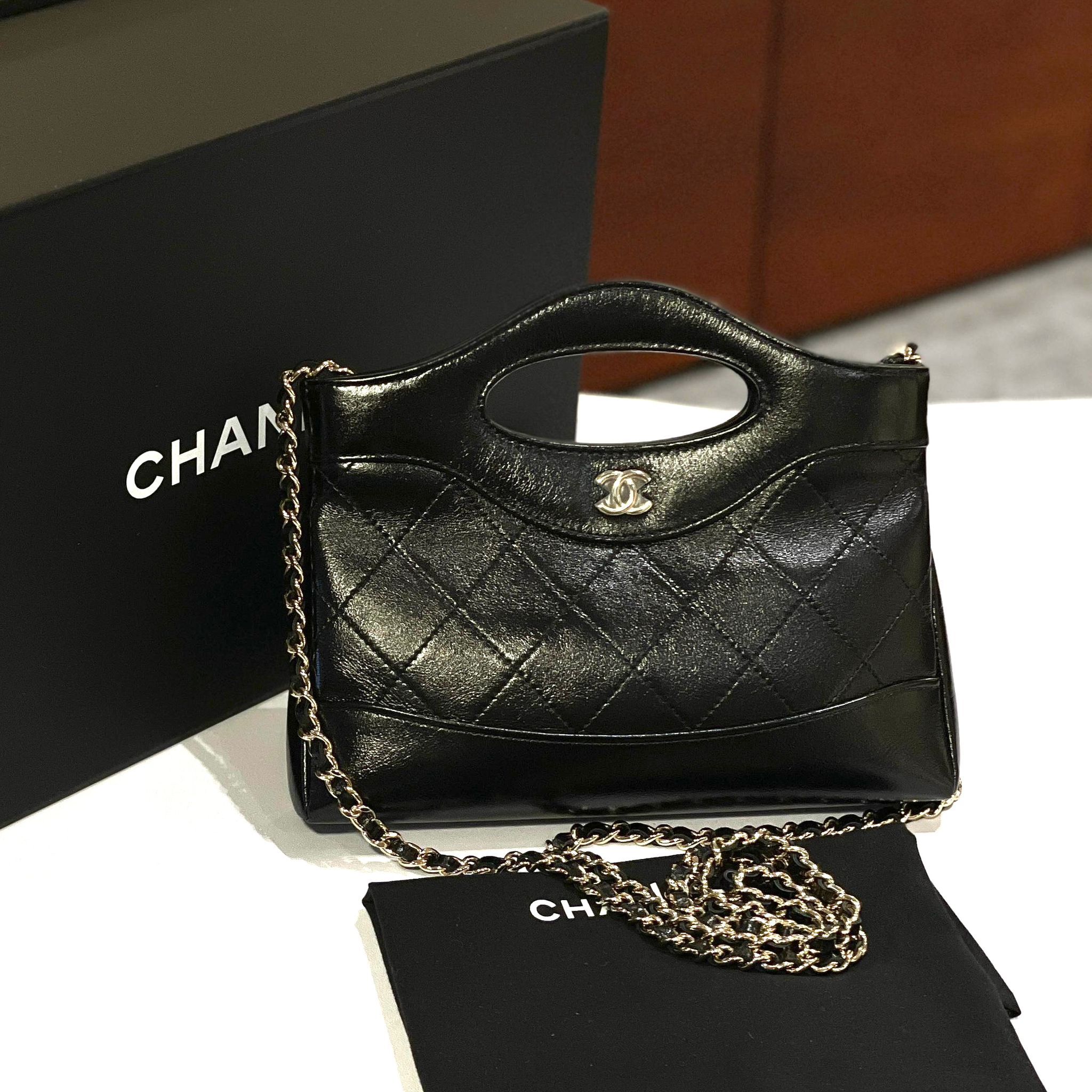 全新CHANEL MINI 31 NANO 黑色淡金小牛皮 #兩年免費保養 #BRAND NEW #香榭站正品