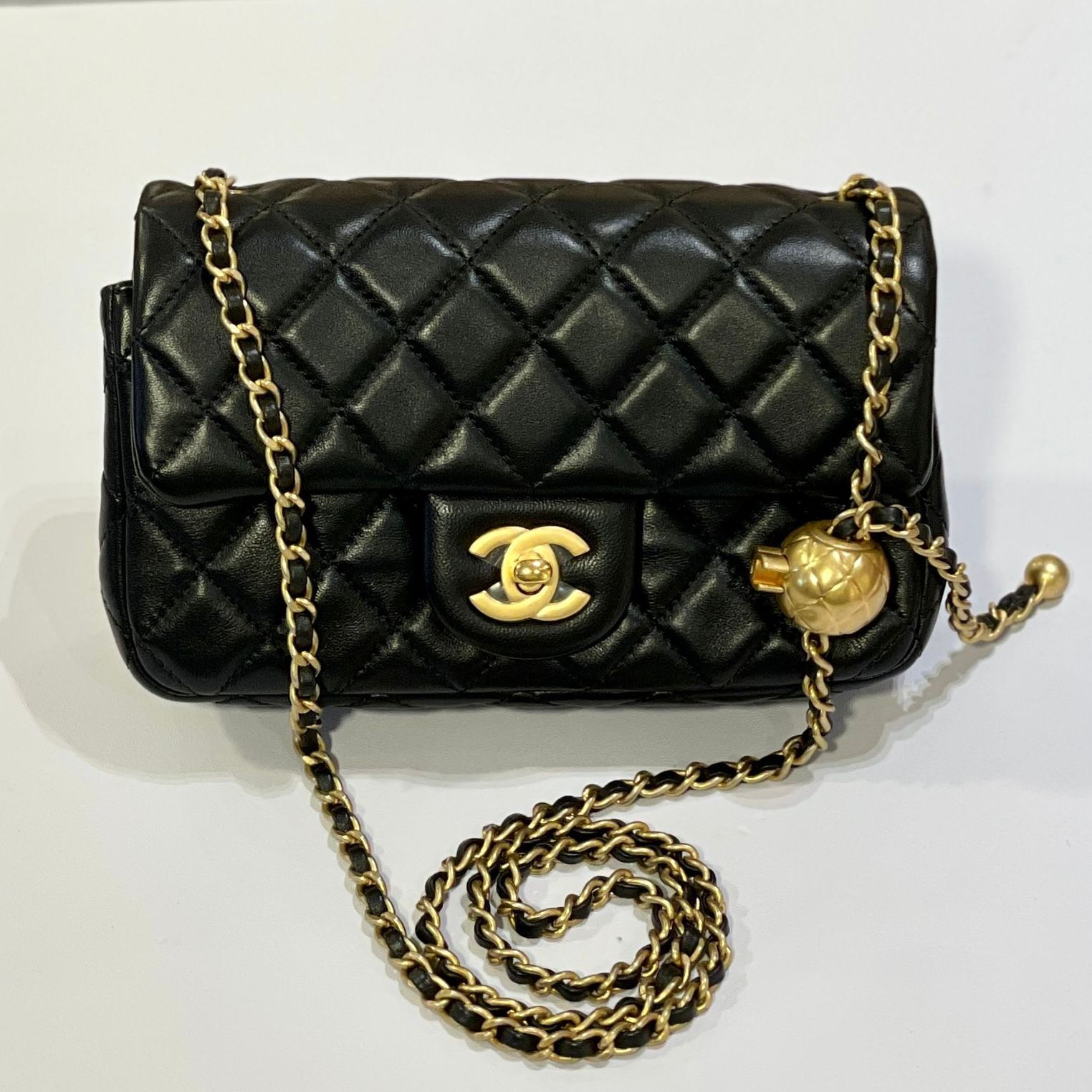 本週特價!!! 全新CHANEL CF20 AS1787 黑色羊皮金波#金球袋 #兩年免費保養 #BRAND NEW #香榭站正品