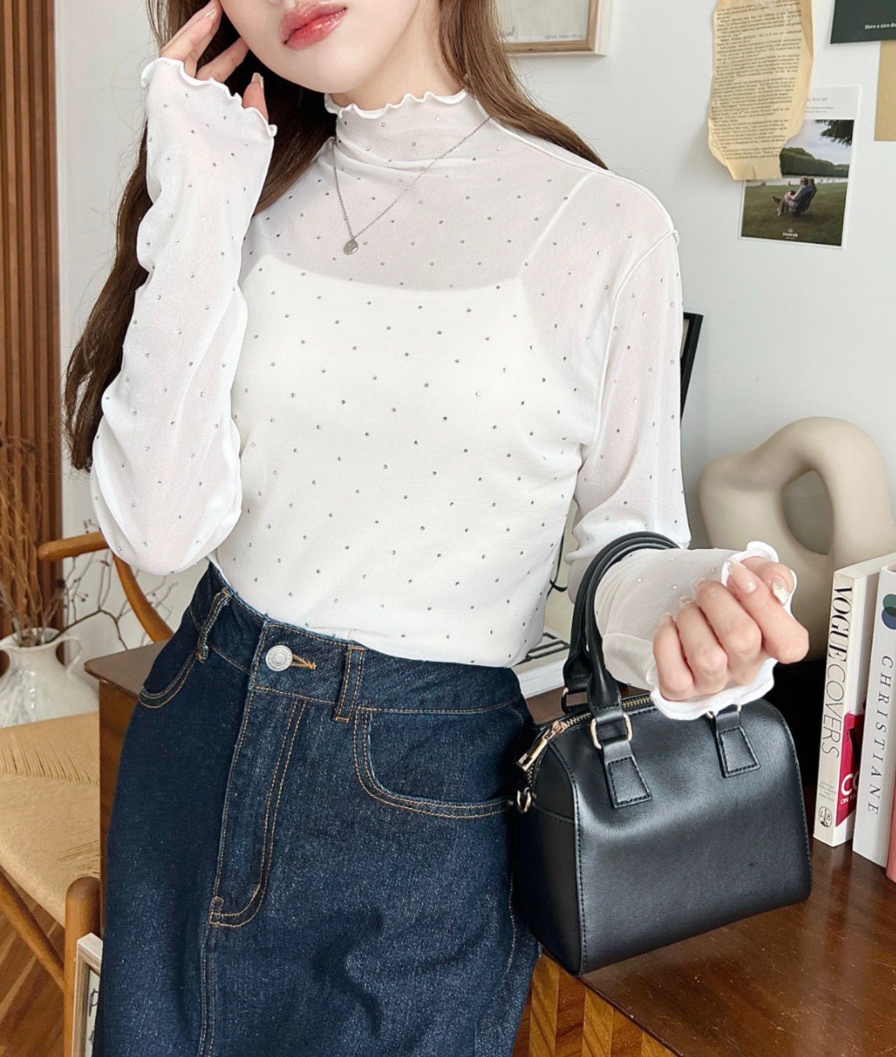 【預購】JN100909 moment+ 透視高領長袖上衣