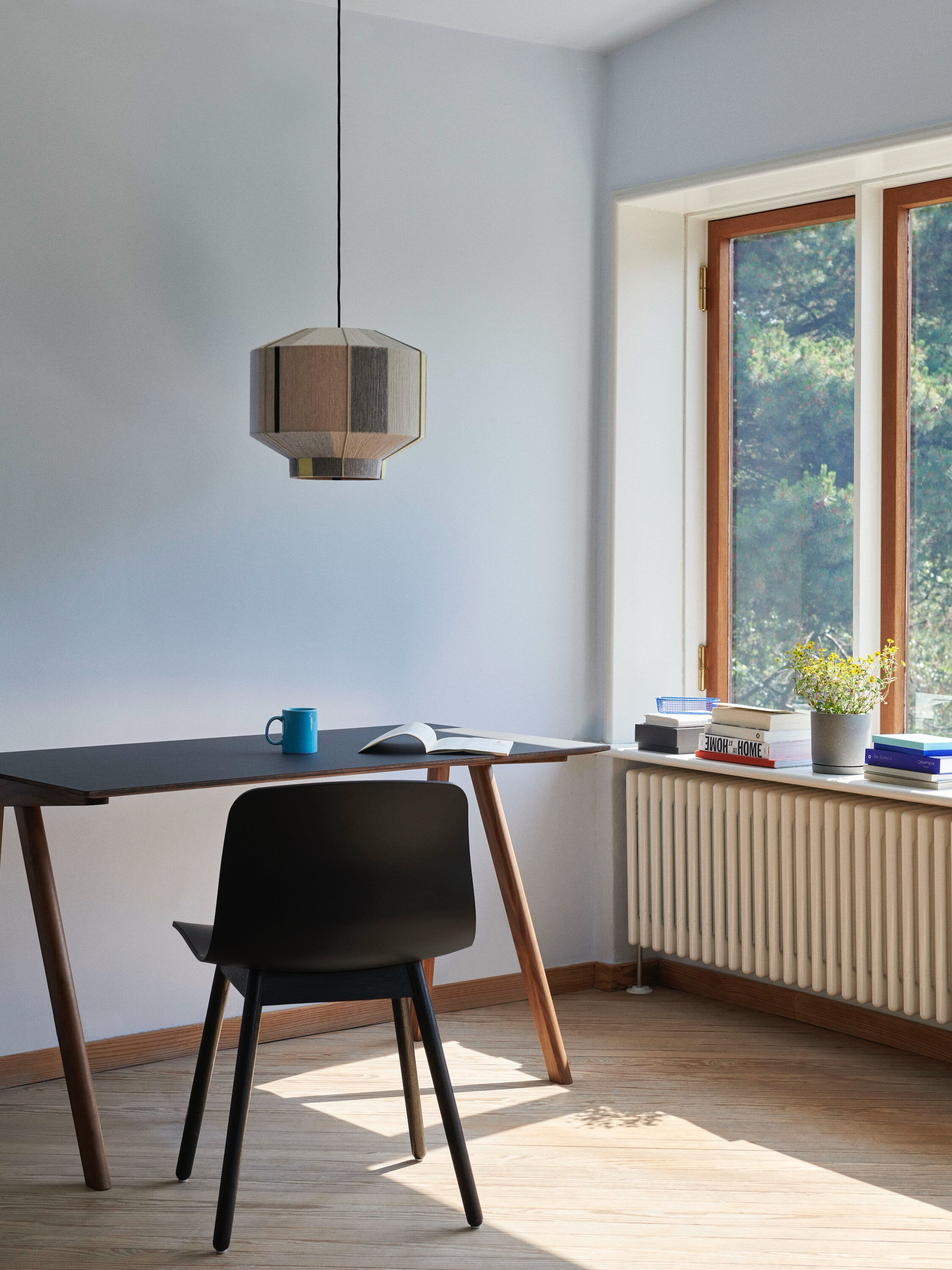 HAY 書桌 CPH 90｜適合居家辦公與創意空間的設計款桌子