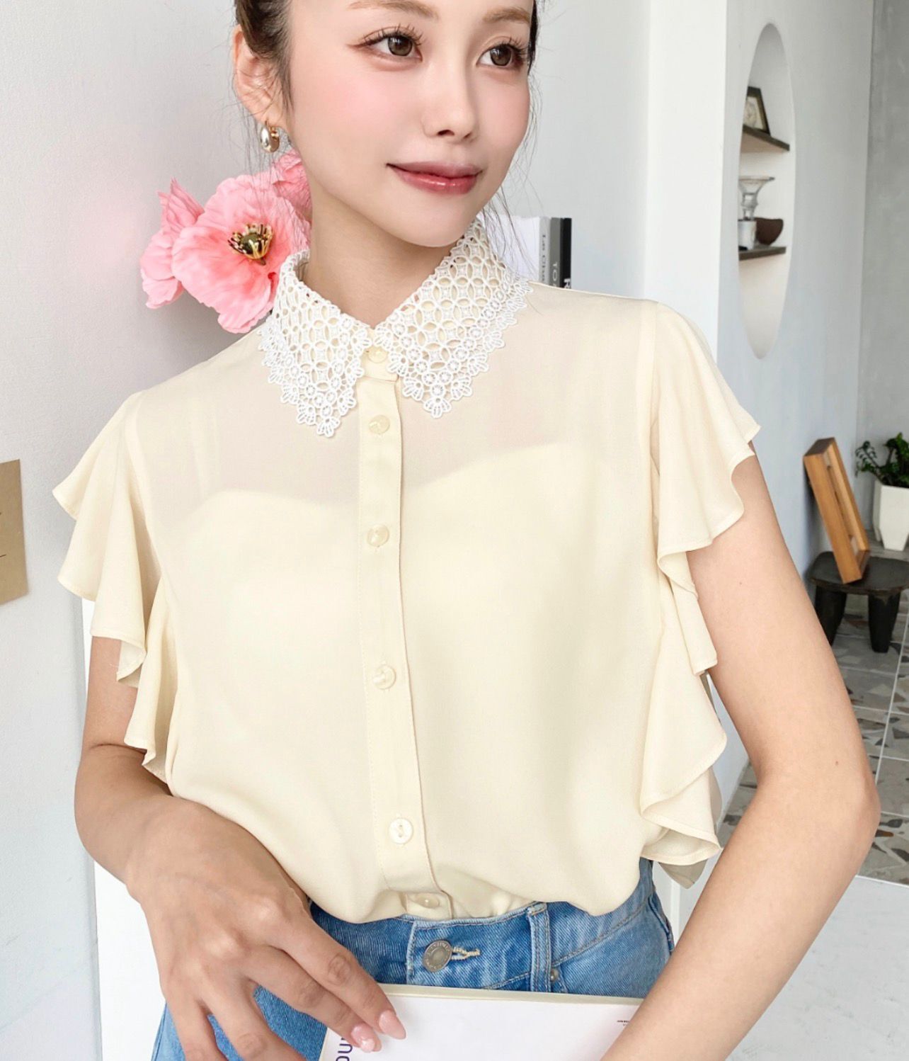 【預購】JN100912 moment+ 雪紡蕾絲領荷葉邊無袖襯衫