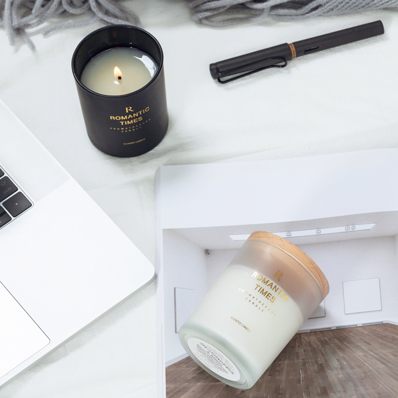 《1140》ROMANTIC TIMES精油香氛蠟燭160G