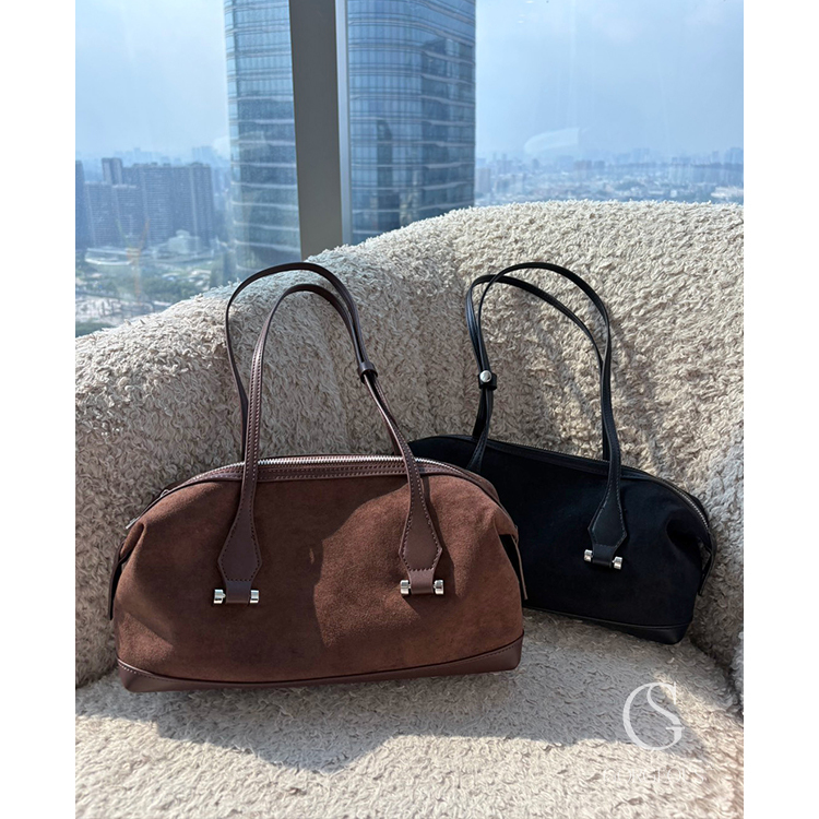 H110「二層牛皮！麂皮方塊包」