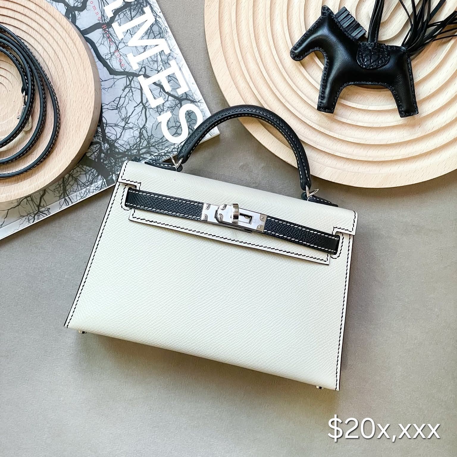 Hermès Kelly Mini II  Epsom Leather Black / Craie PHW HK$20x,xxx   詳情請PM我哋 (HK$2,000 立即落訂)