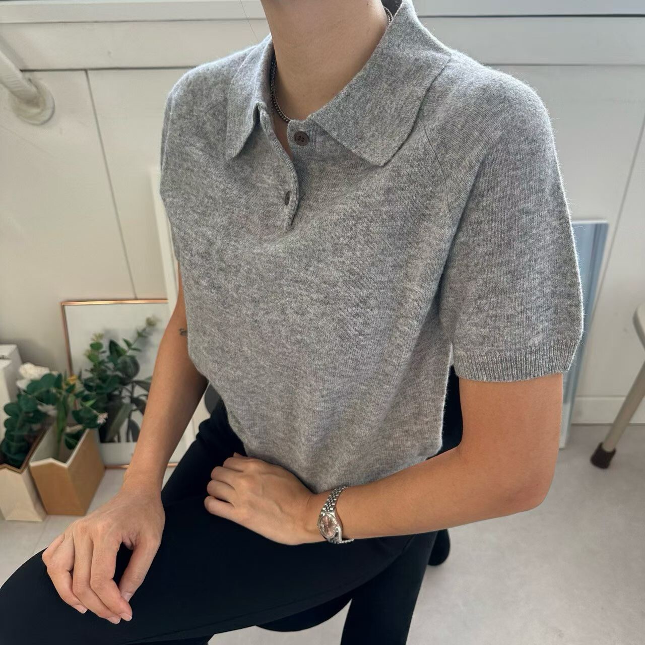 小羊毛POLO領上衣