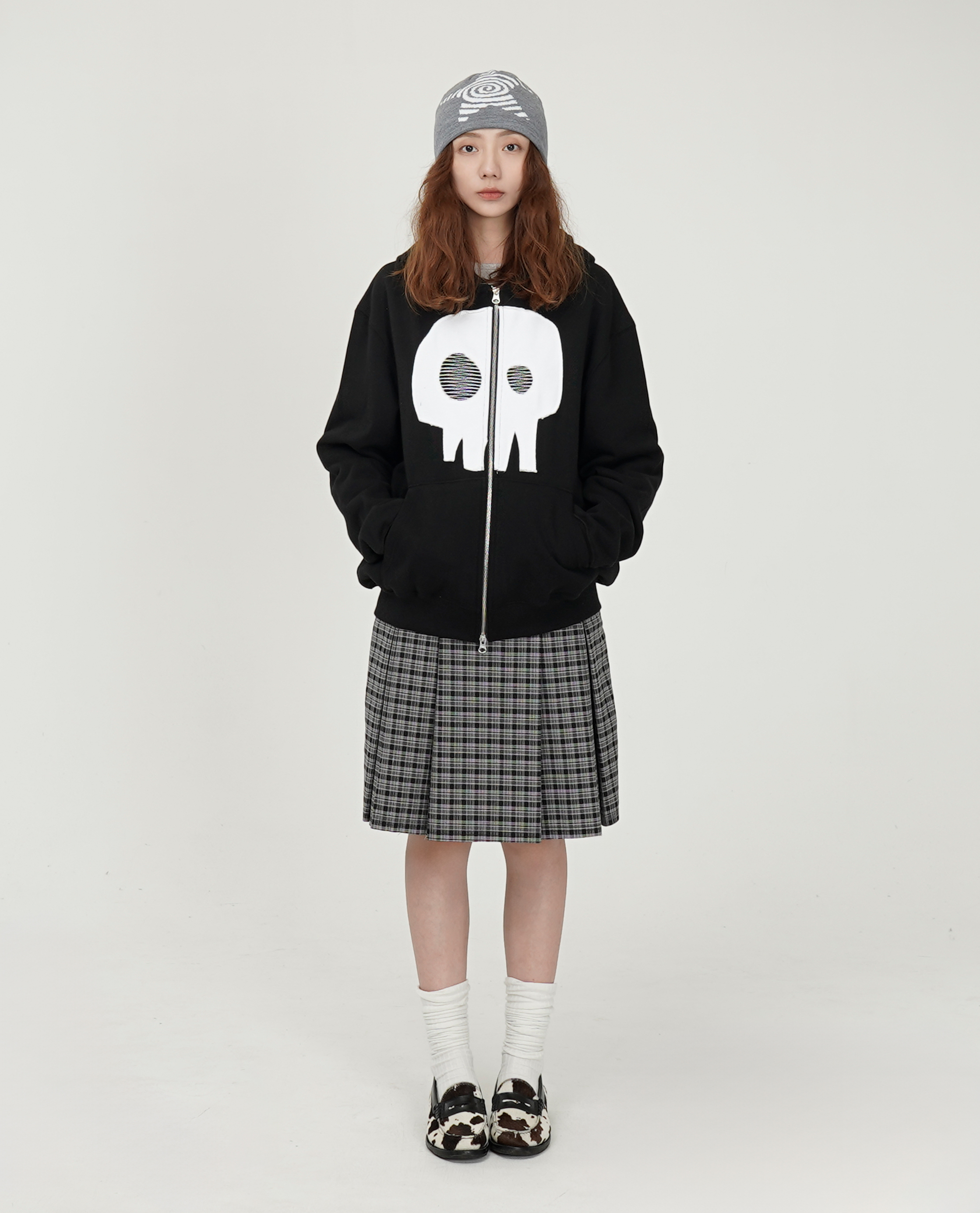 WEBHOUSE Kawaii Skull Damage Hoodie Zip-up - 25FW