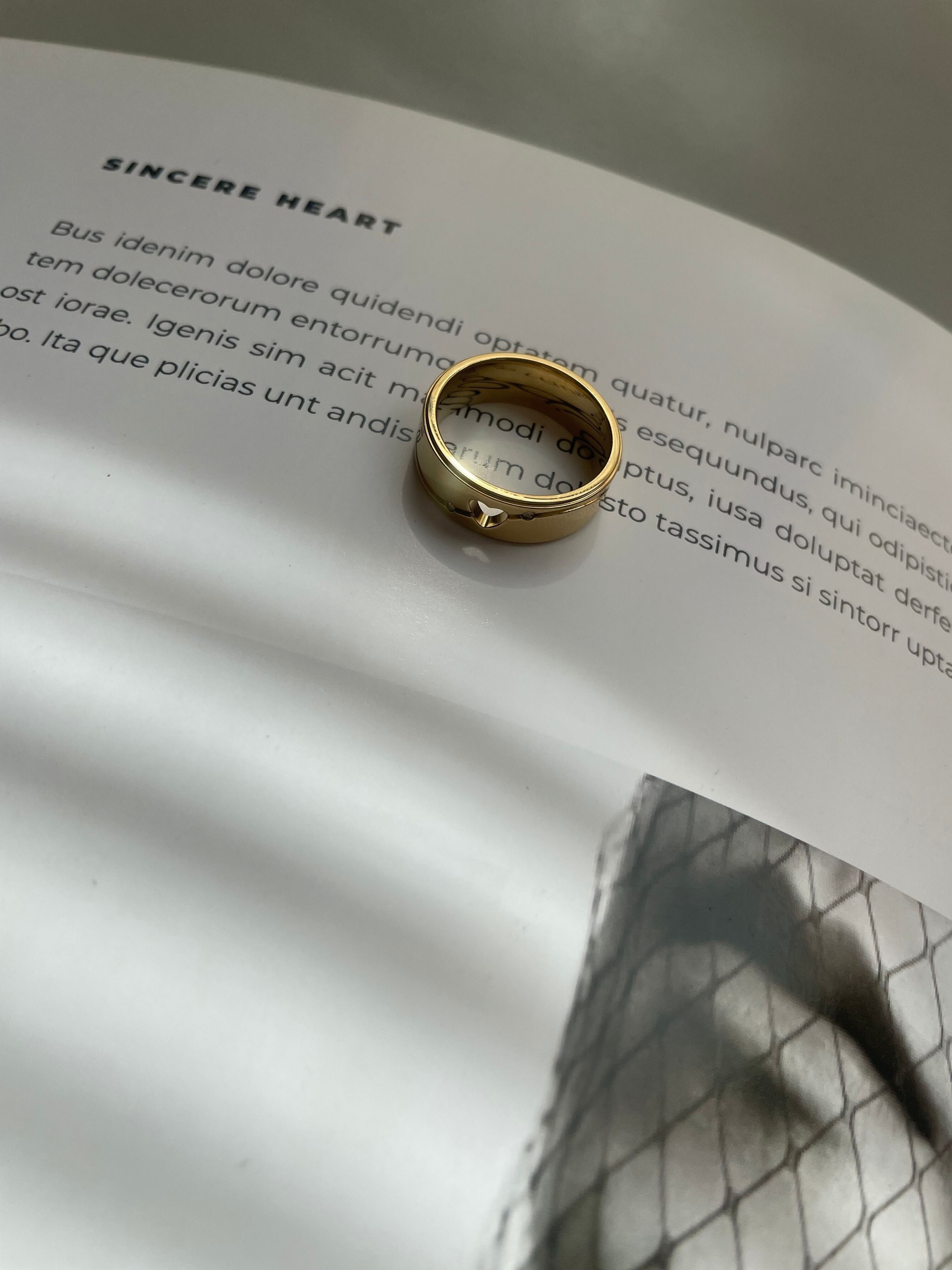 hollow out heart ring