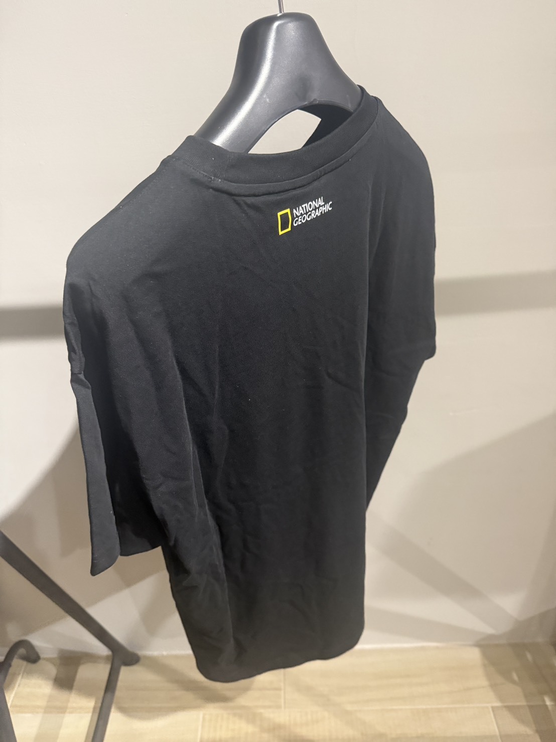 🌍 National Geographic 韓國限定 NEODY 北極熊 短袖 TEE｜黑色 XL 零碼出清 🐻‍❄️