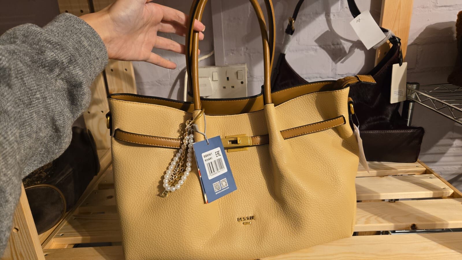 英國代購 (獨立訂單)-BESSIE LONDON BB6961