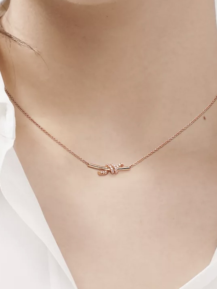 TIFFANY & CO. Knot 系列 繩結鑲鑽吊飾 項鍊