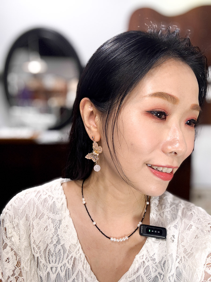 【SALE SALE SALE🔥】 韓國手工 天然石 立體 蝴蝶   耳環 "925純銀耳針" 【不設退換】