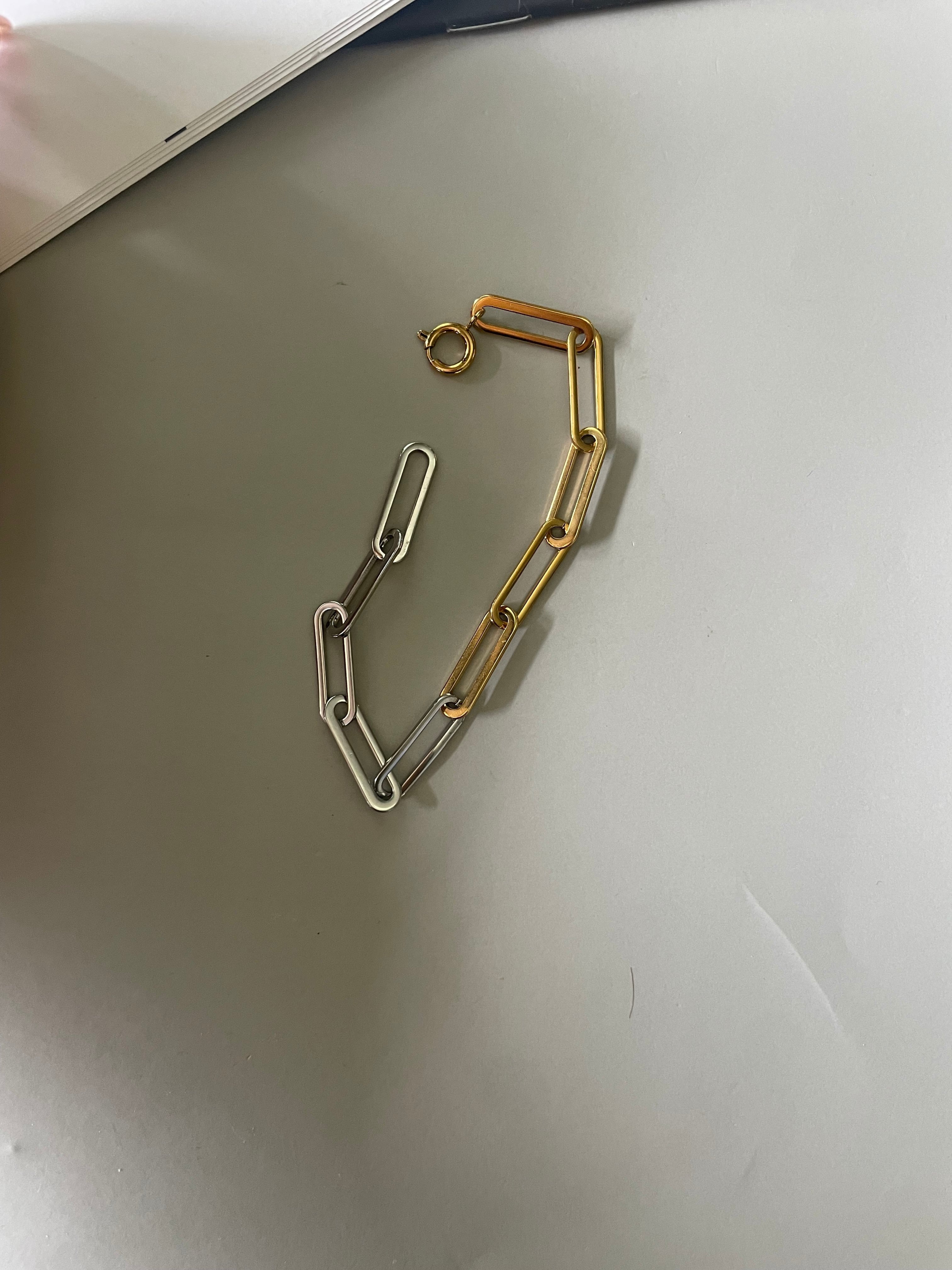 bicolor linked bracelet