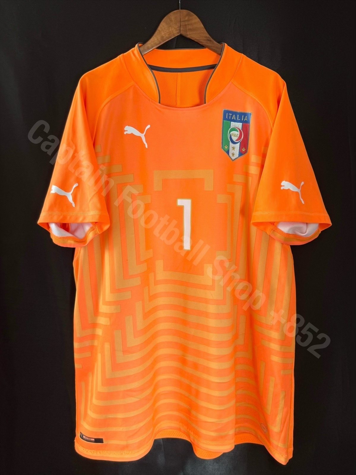 Italy 2014 Puma Goalkeeper Shirt #1 BUFFON