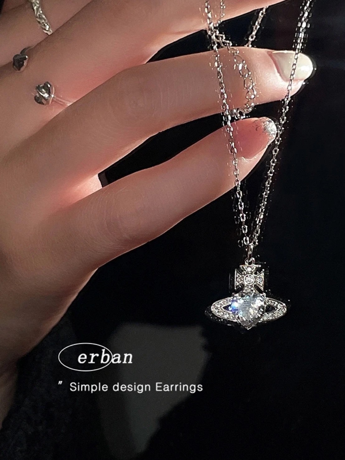 VIVIENNE WESTWOOD ARIELLA 愛心 白鑽 土星項鍊