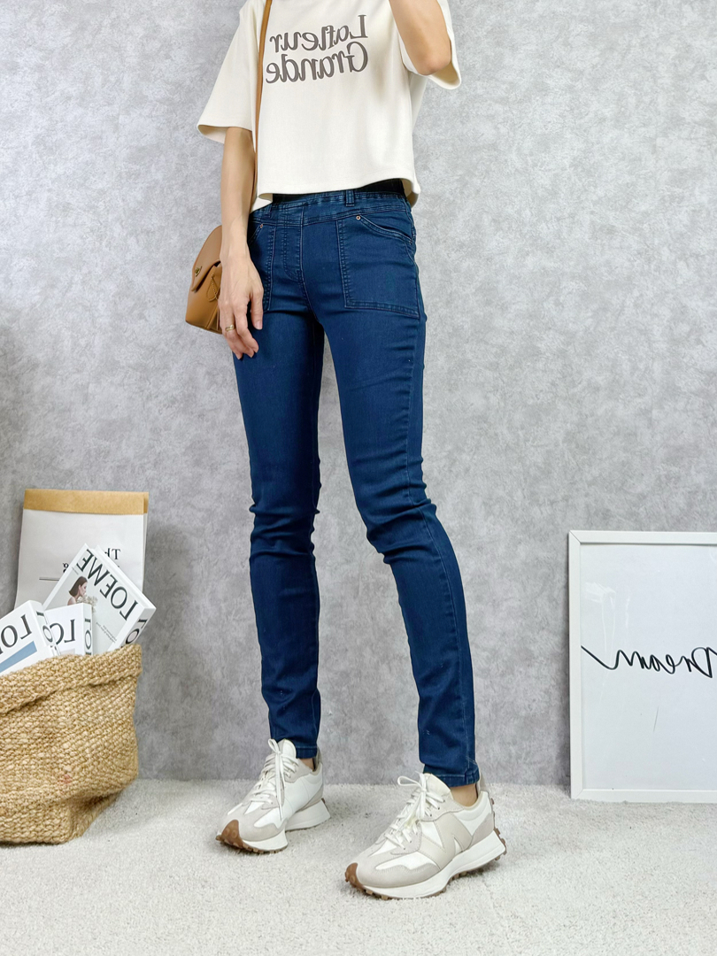 外型俐落有型★超彈力合身不緊身牛仔棉褲