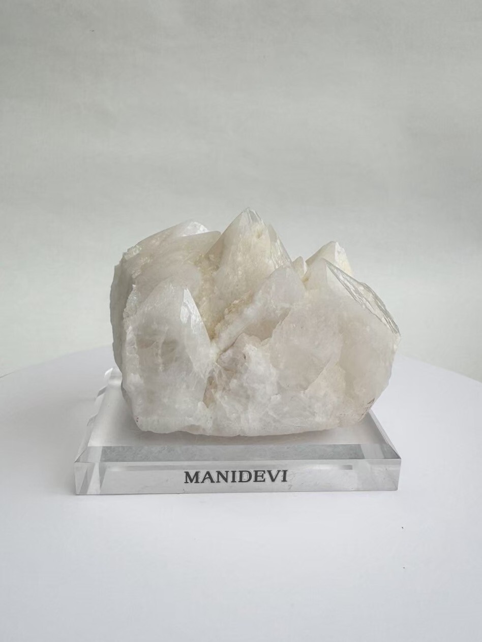 淨化能量-骨幹白水晶簇 #已連結礦石訊息