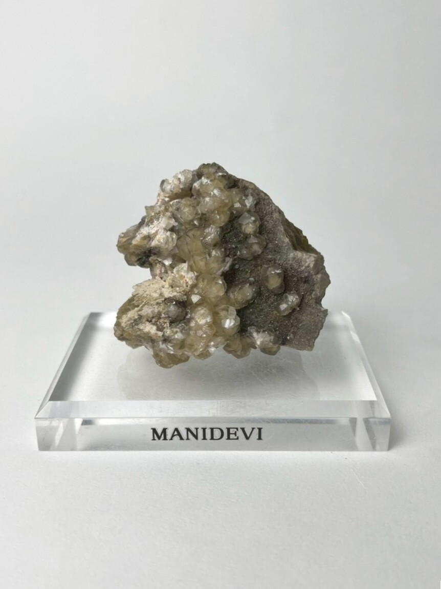 大天使連結礦頻-菱鐵礦共生方解石 MAGRHO286307