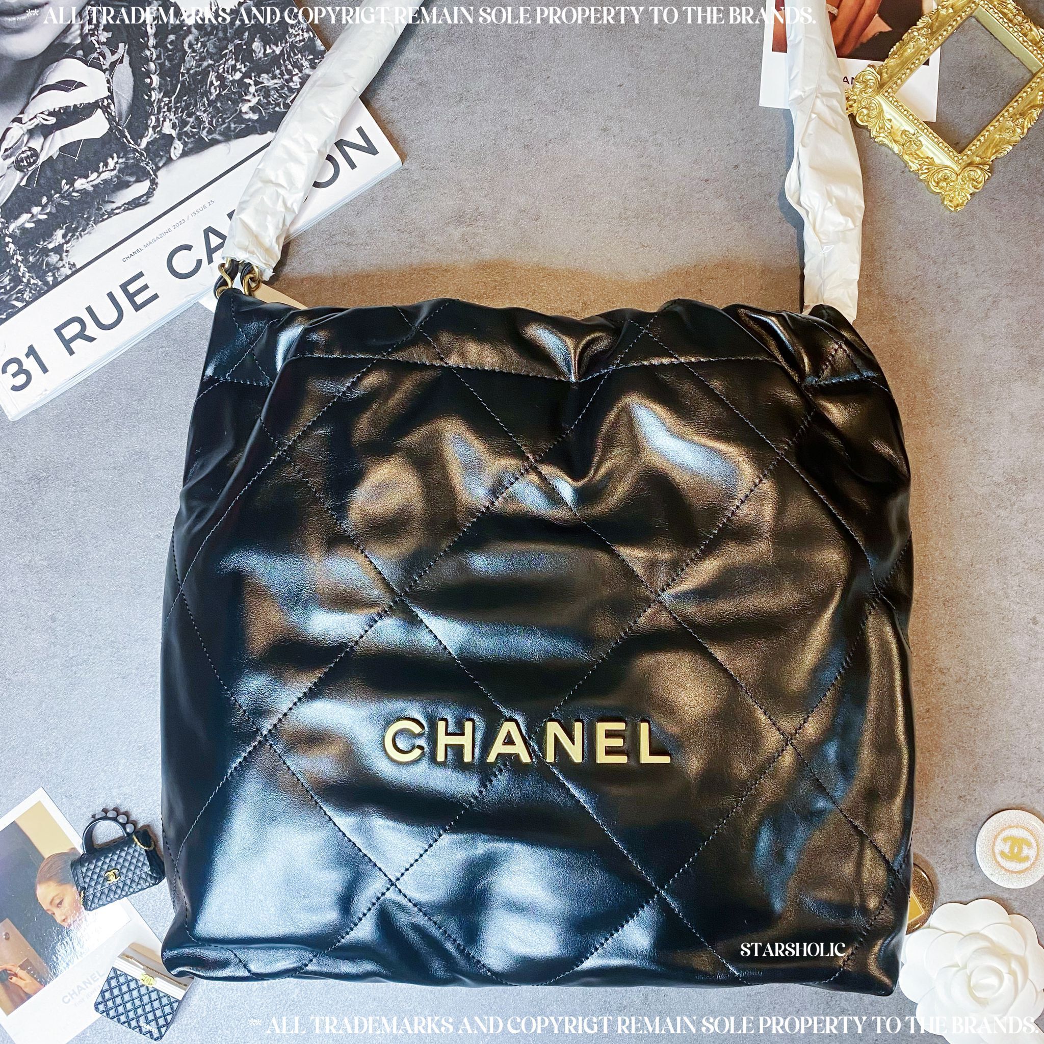 CHANEL 22 Small Size