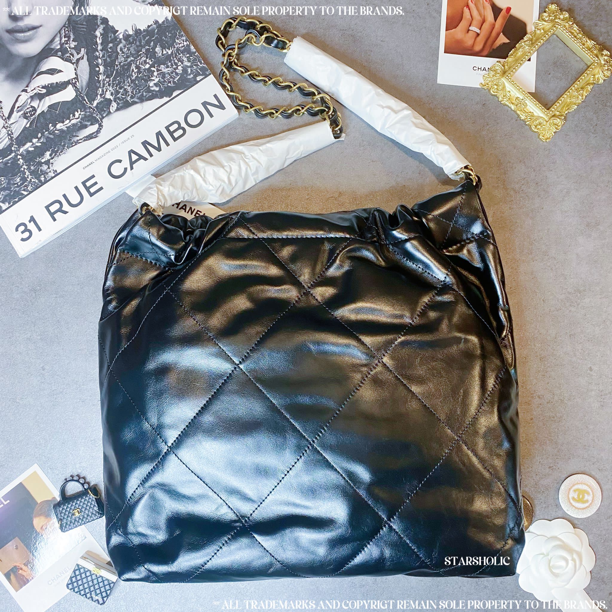 CHANEL 22 Small Size
