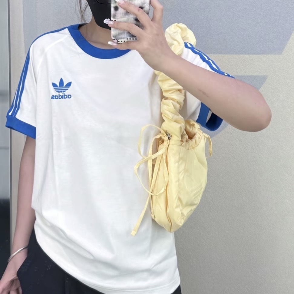 ADIDAS 奶黃色 雲朵包 抽繩皺摺 荷葉邊設計 單肩 愛迪達 KF2519