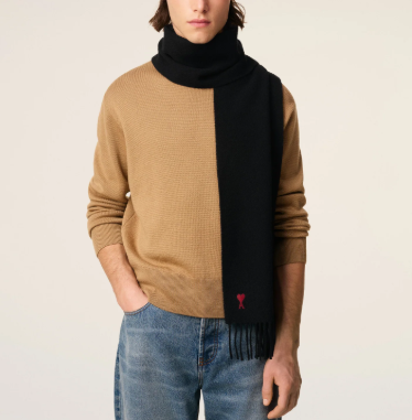 1LN1007-041 AMI Red Ami de Coeur Scarf Black #BFUSF405.334.001 (F-BR-E)