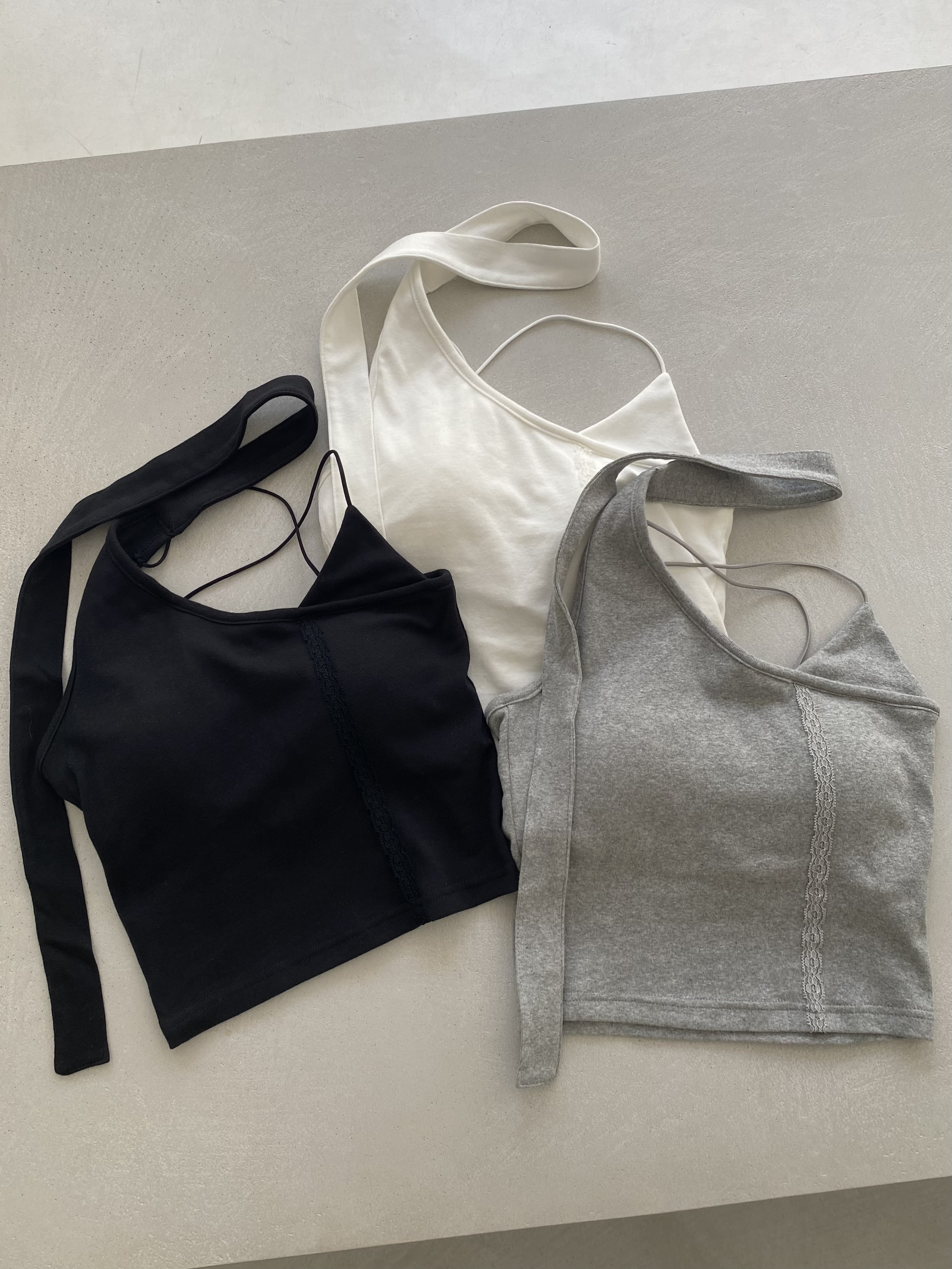 假兩件不對稱繞脖bra top