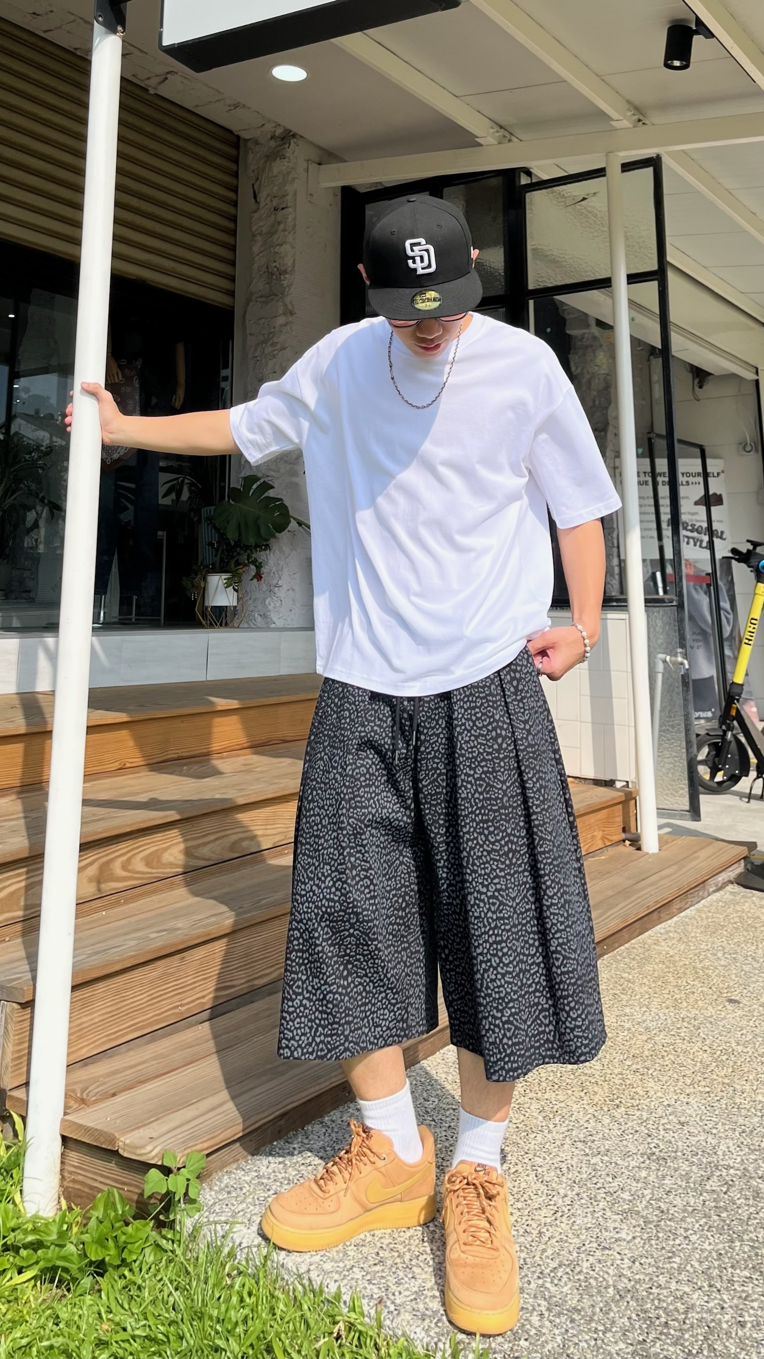 正韓 豹紋褶皺七分褲 (2colors)